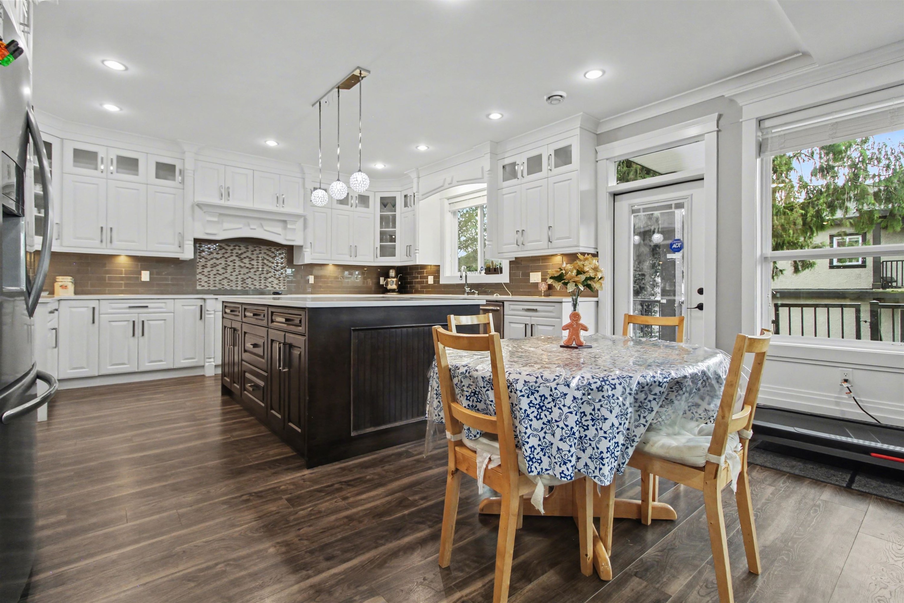 15648 82 Avenue, Surrey, BC