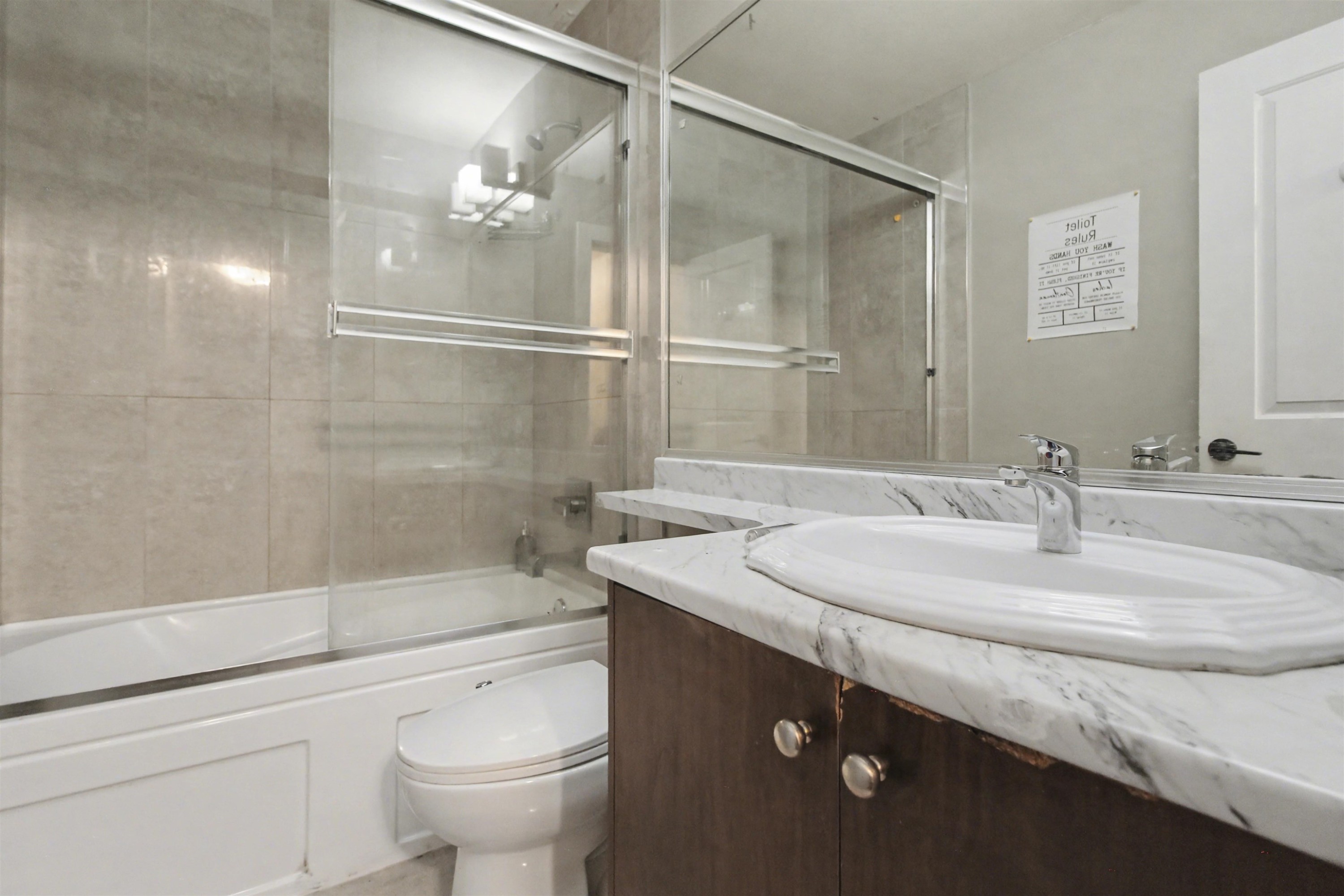 15648 82 Avenue, Surrey, BC