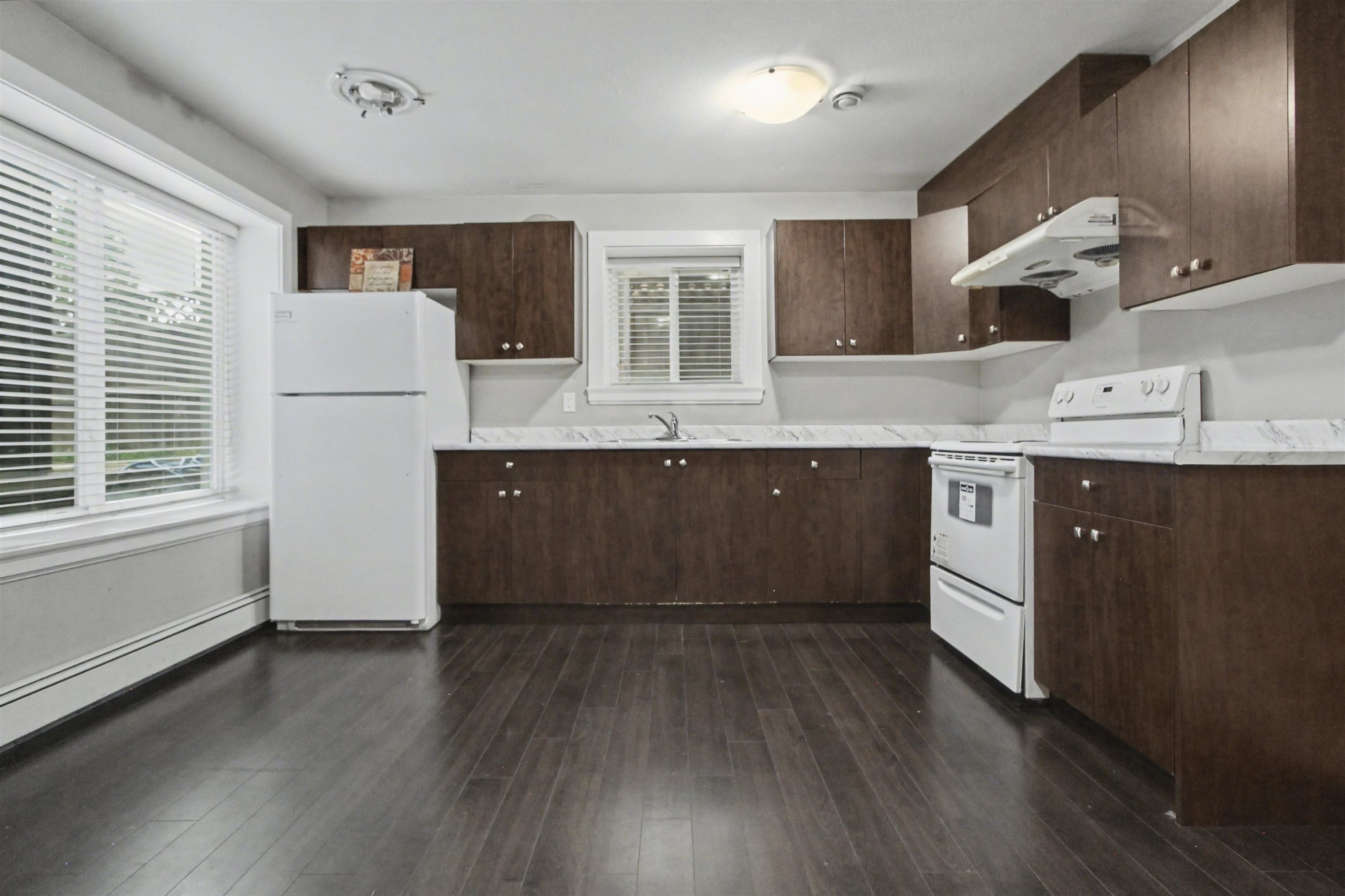 15648 82 Avenue, Surrey, BC