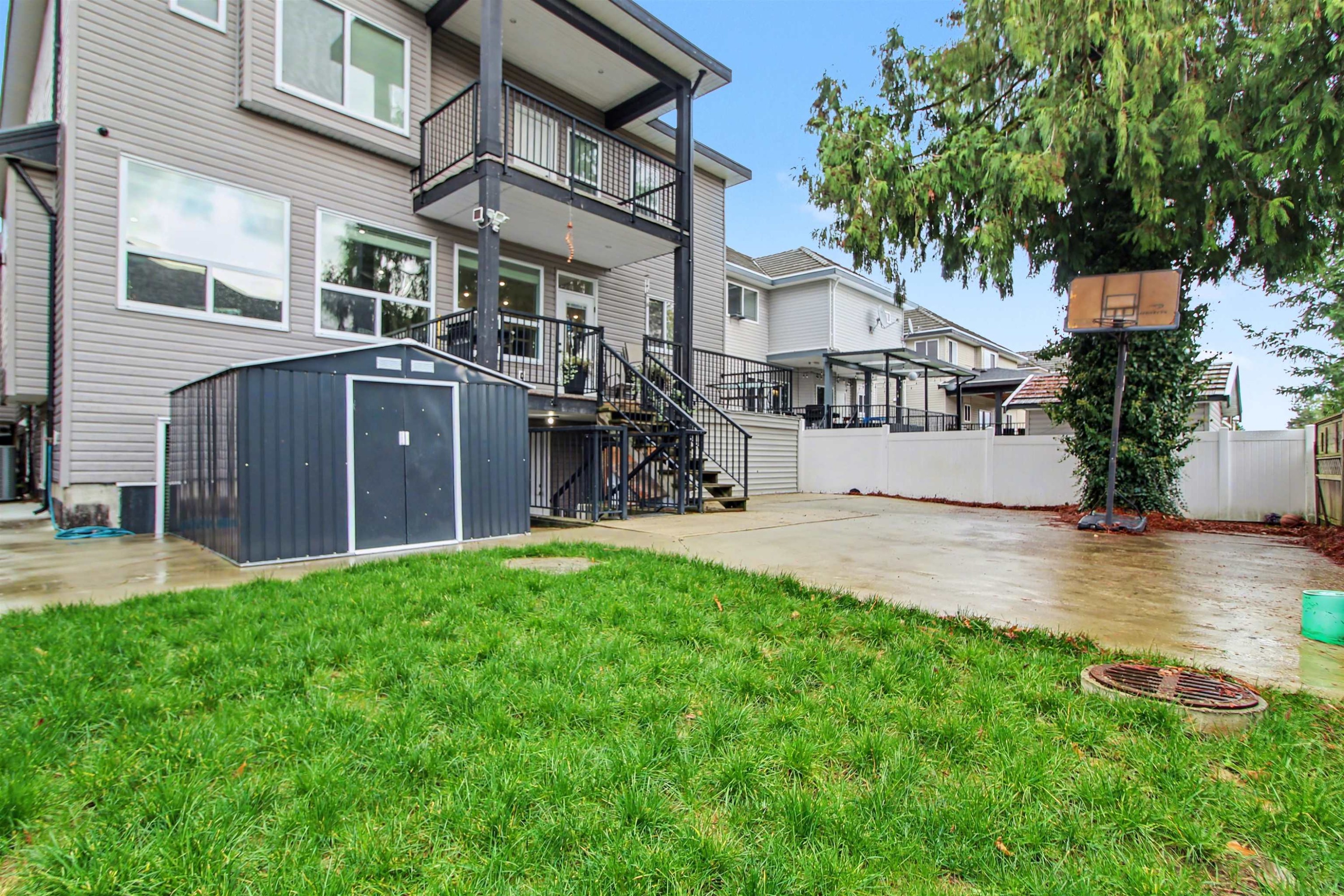 15648 82 Avenue, Surrey, BC