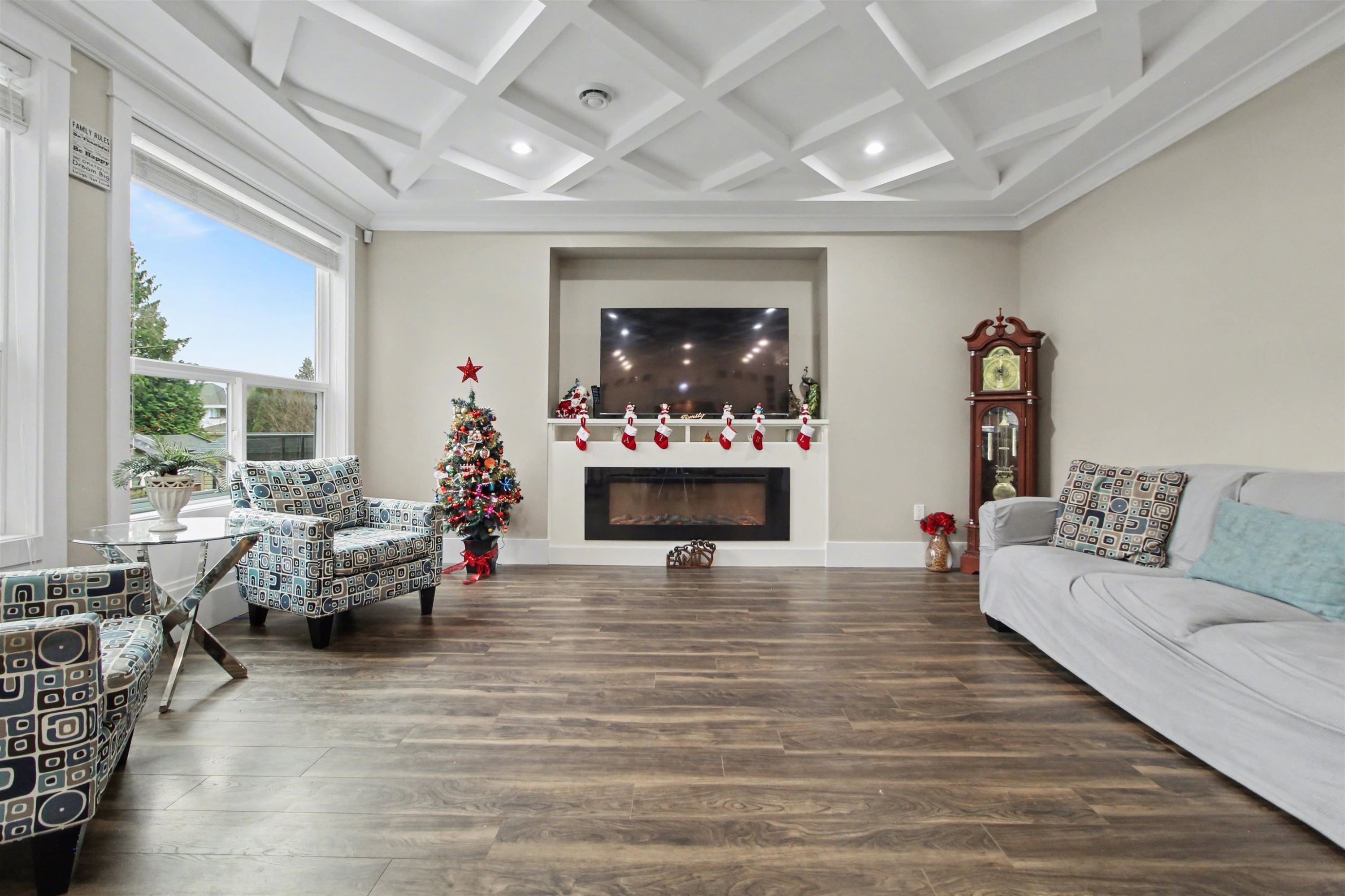 15648 82 Avenue, Surrey, BC