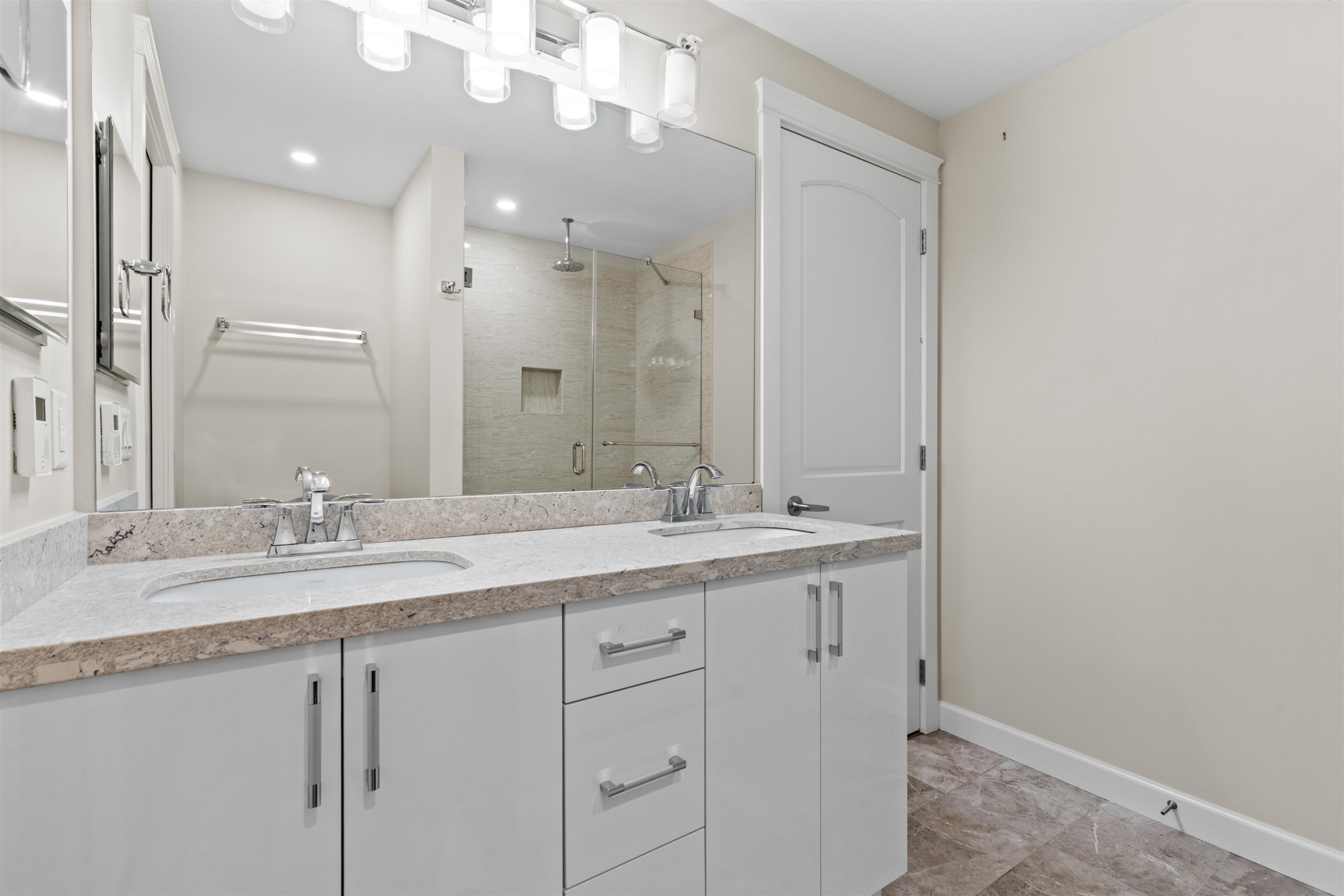 511-3535 146A Street, Surrey, BC