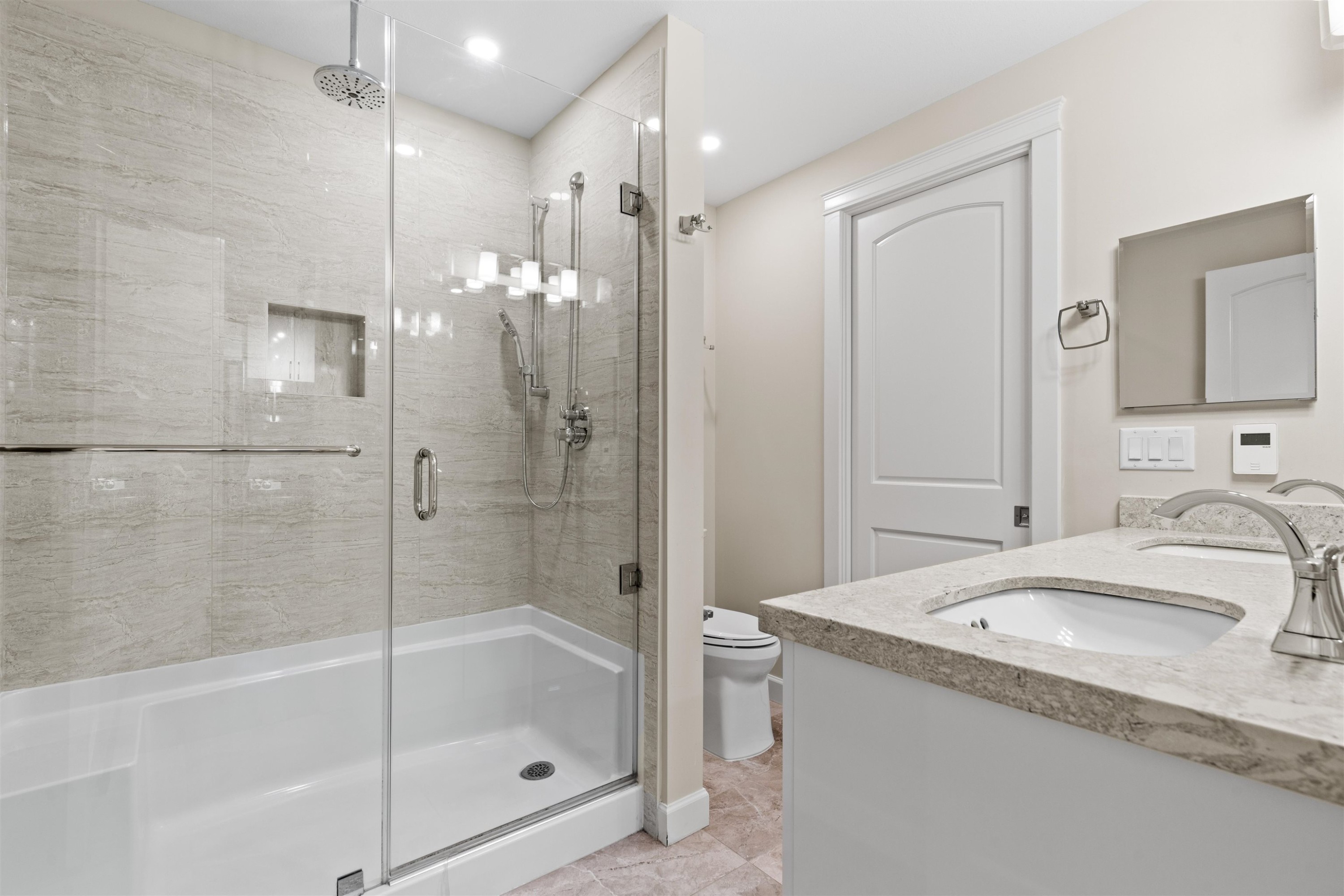 511-3535 146A Street, Surrey, BC