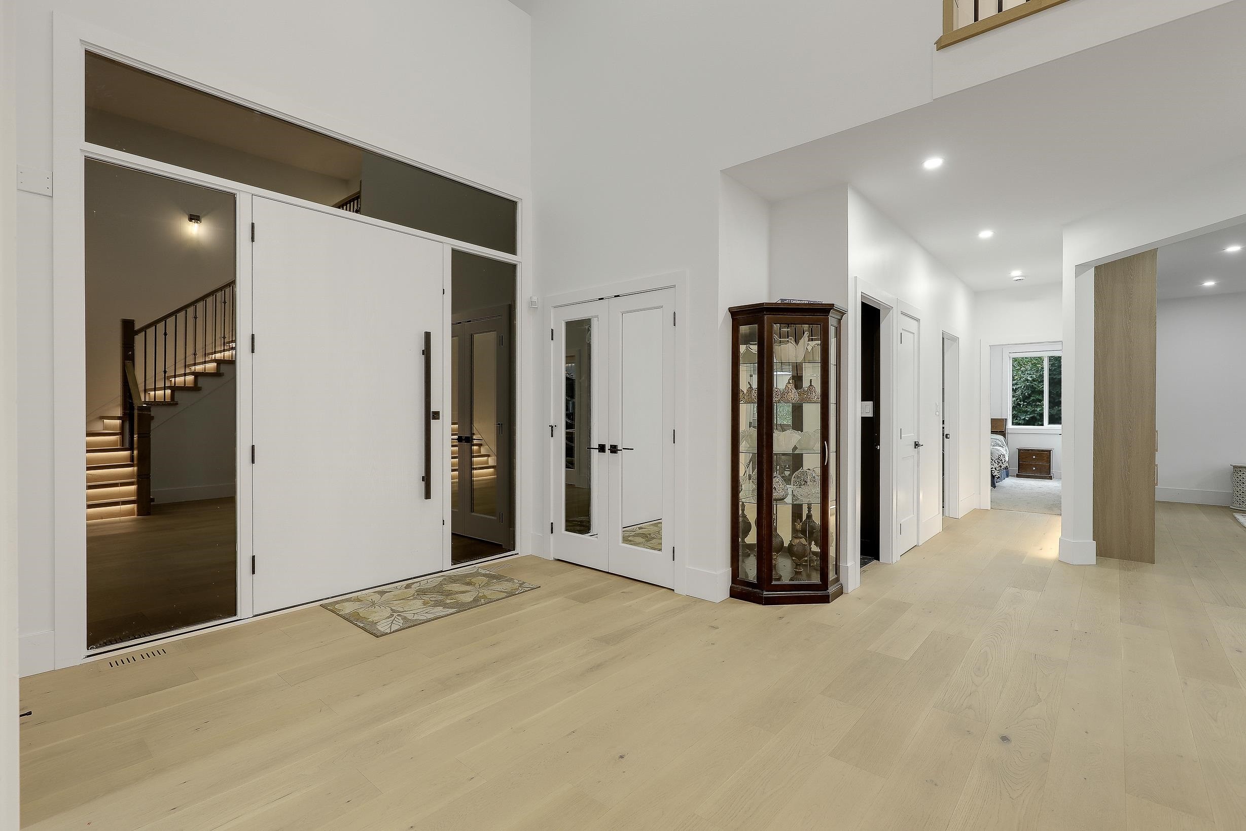 18040 20 Avenue, White Rock, BC