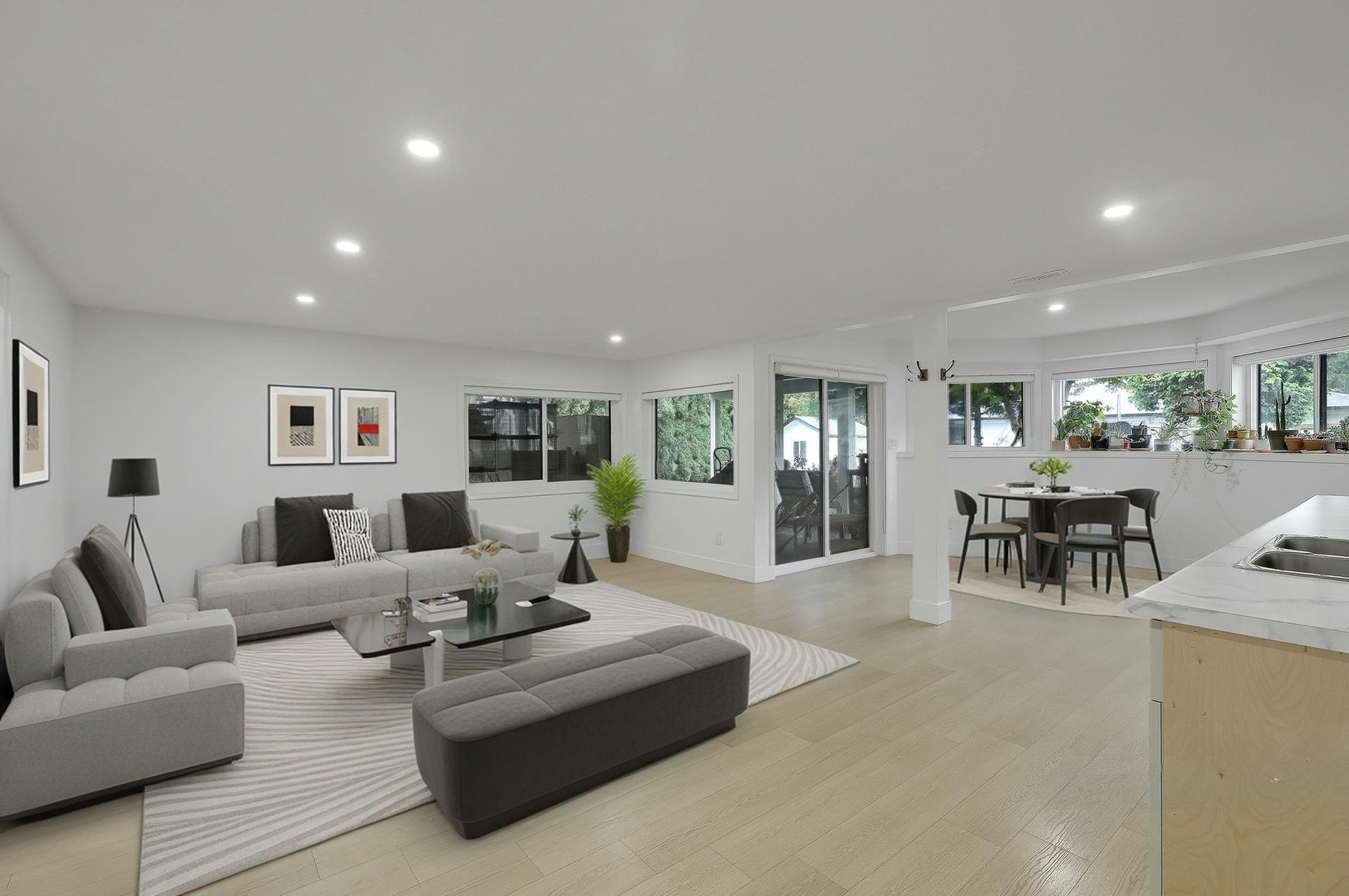 18040 20 Avenue, White Rock, BC