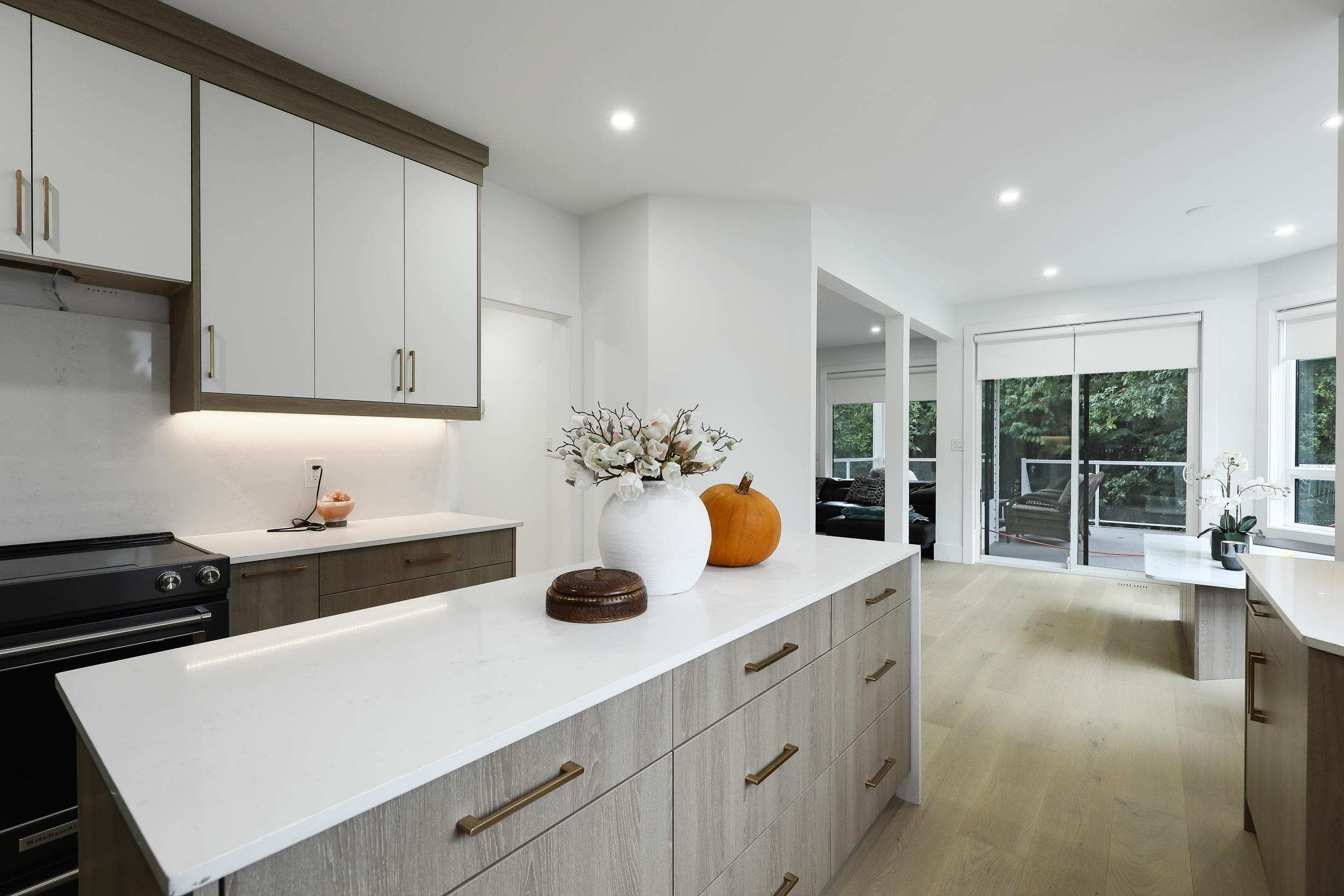 18040 20 Avenue, White Rock, BC