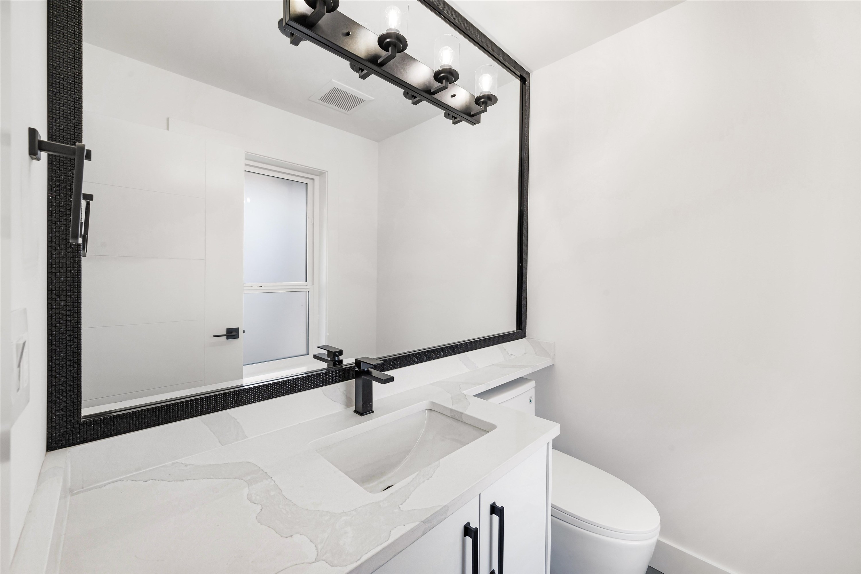 102-18002 63B Avenue, Surrey, BC