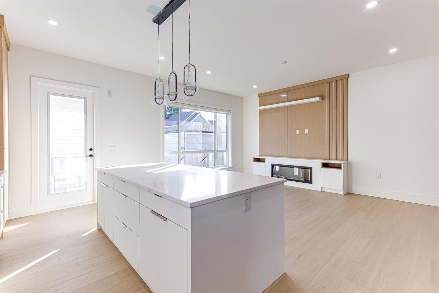 17144 1 Avenue, Surrey, BC