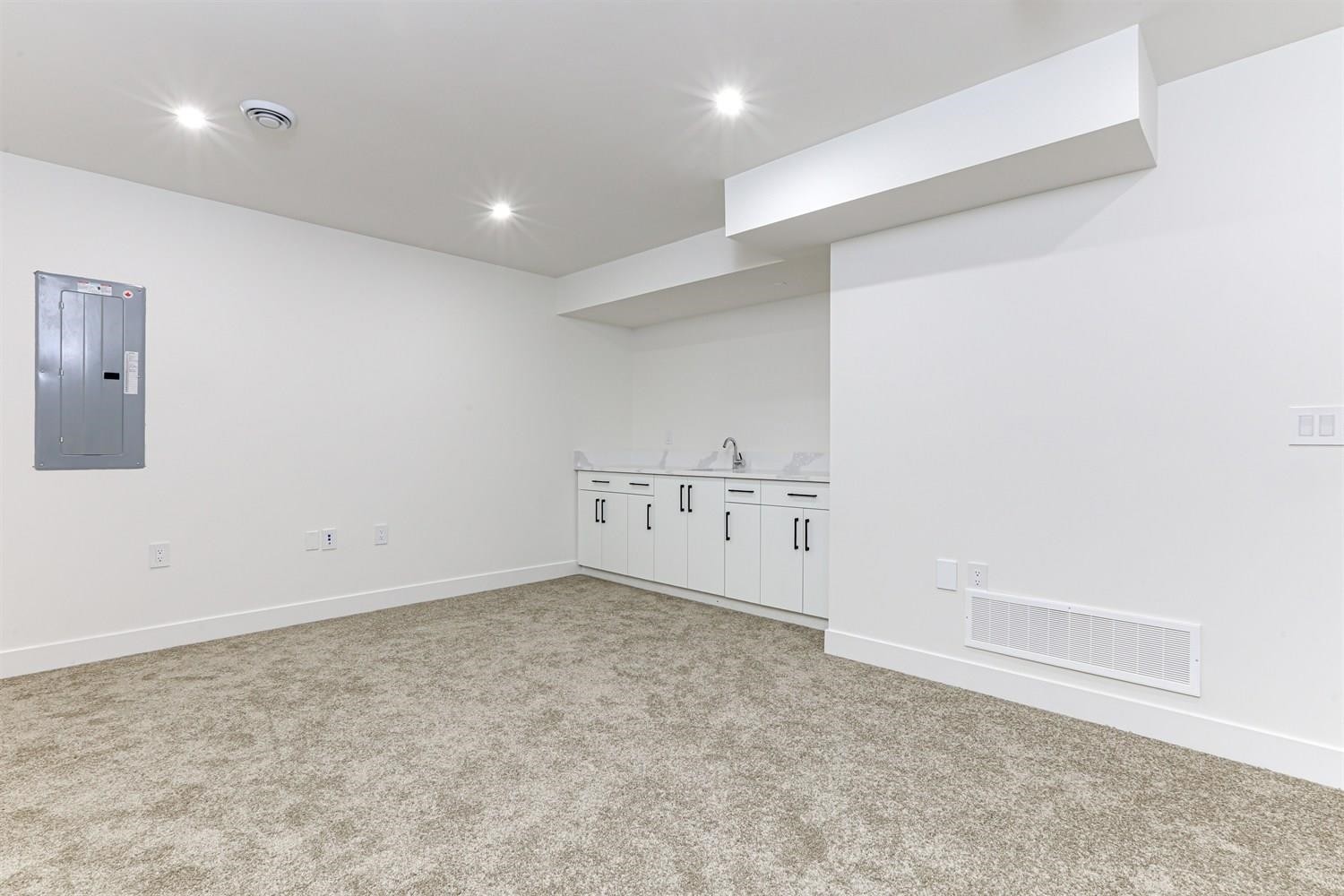 17144 1 Avenue, Surrey, BC