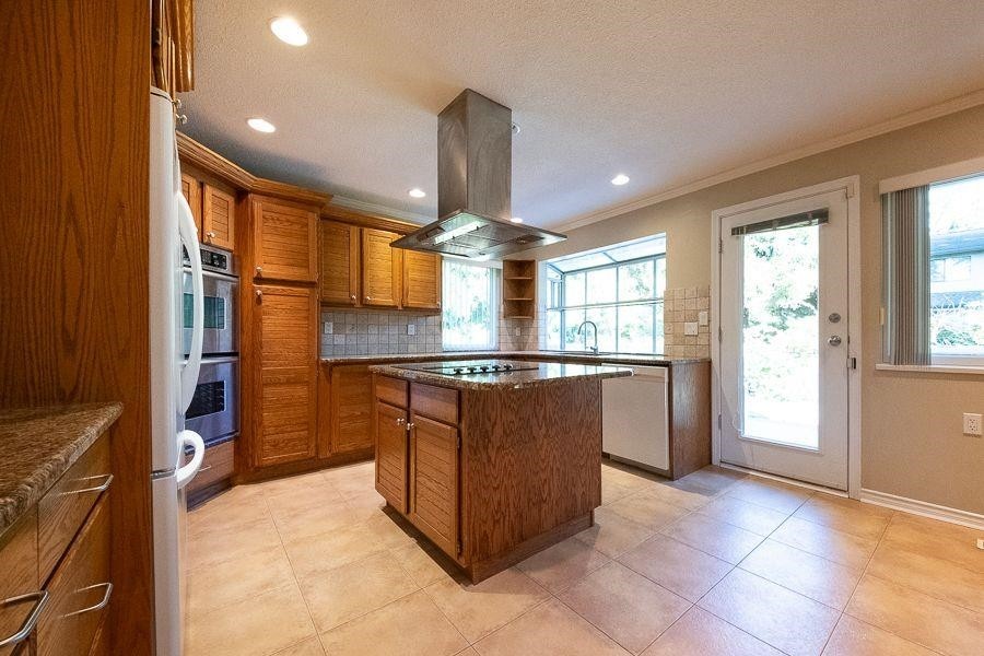 1639 133A Street, Surrey, BC