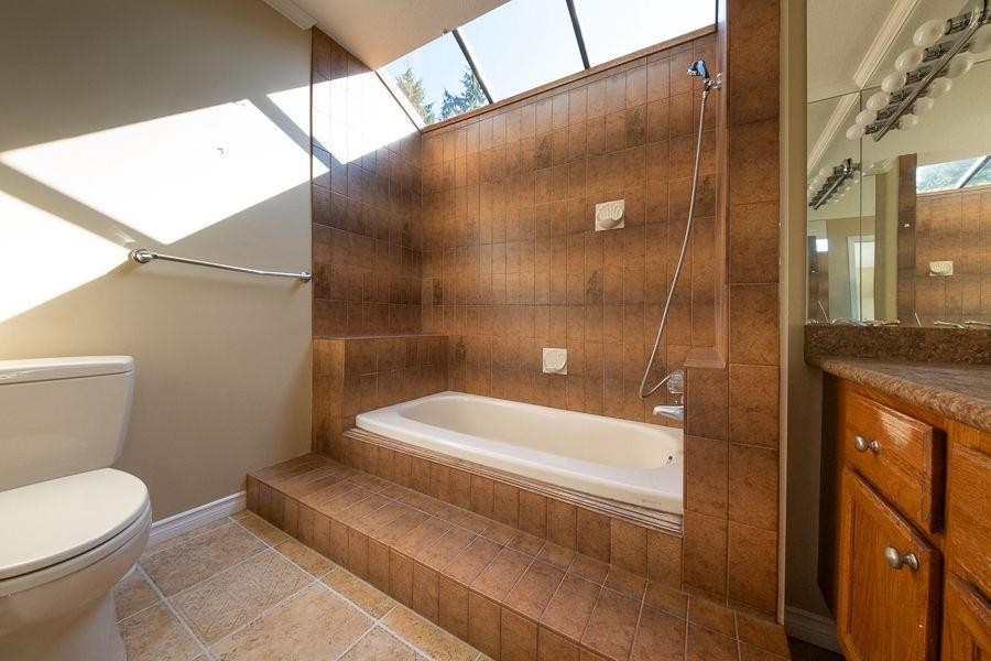 1639 133A Street, Surrey, BC