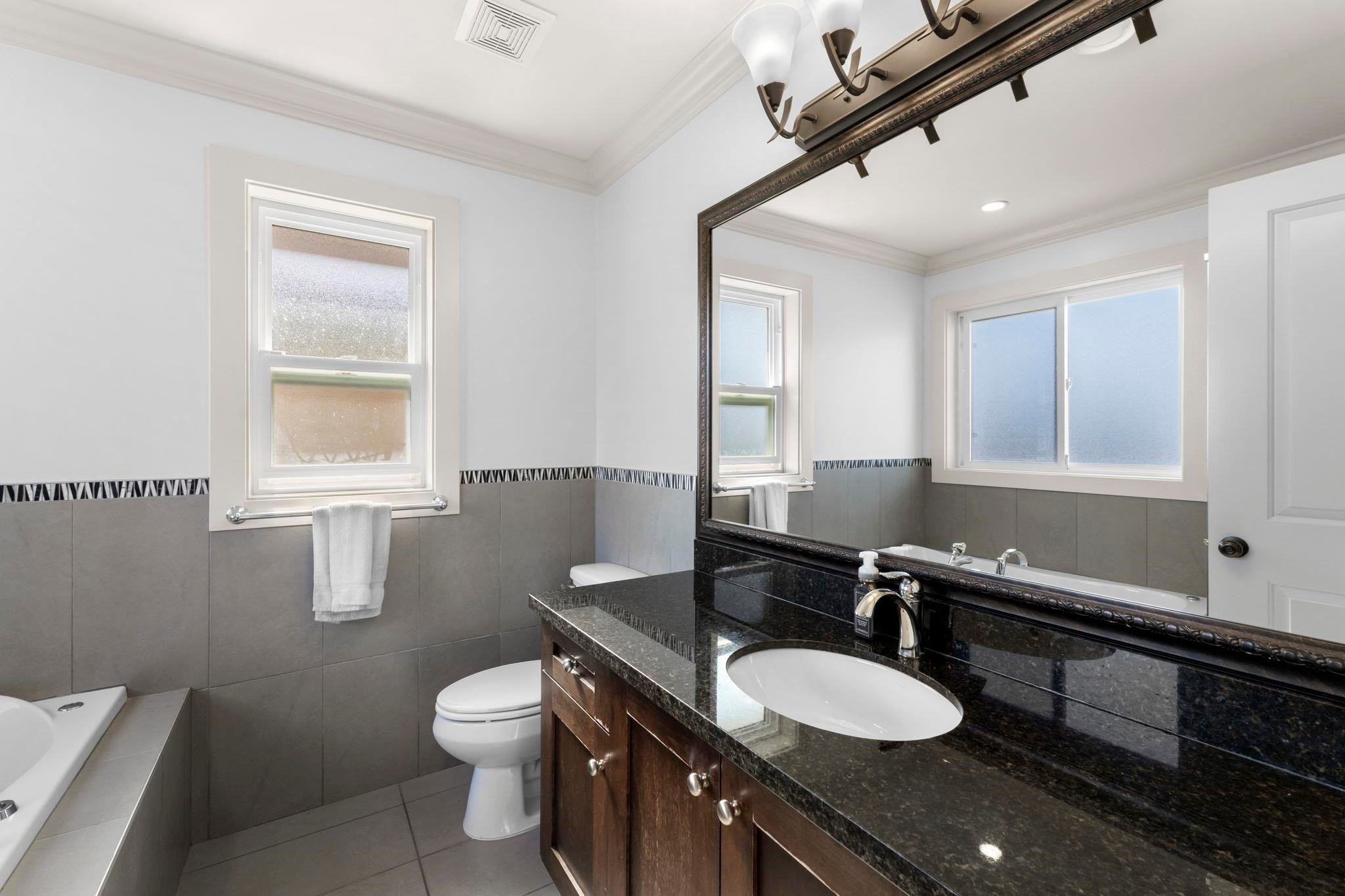 6746 191A Street, Surrey, BC