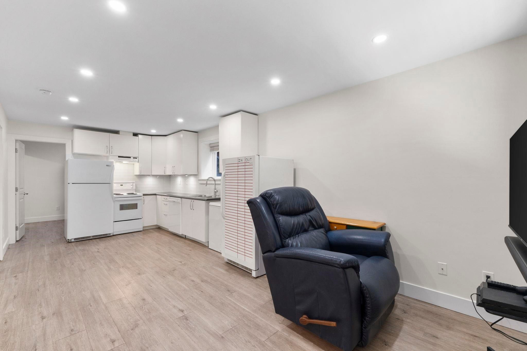 6746 191A Street, Surrey, BC