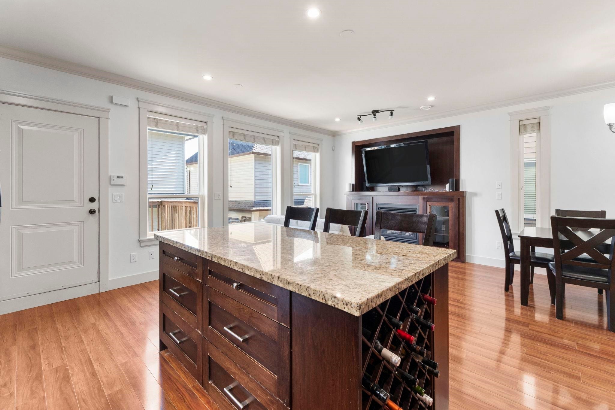 6746 191A Street, Surrey, BC