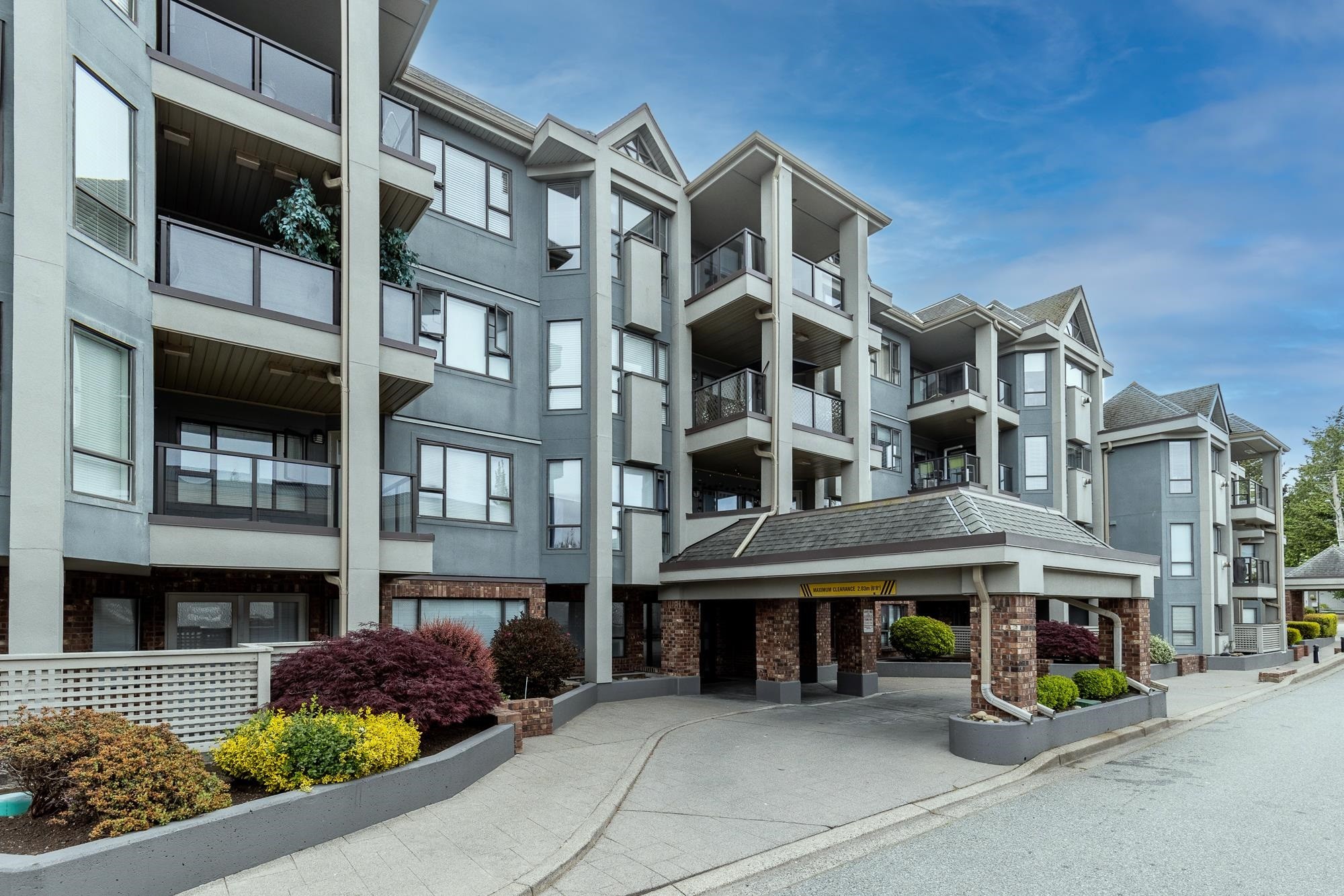 201-15241 18 Avenue, Surrey, BC