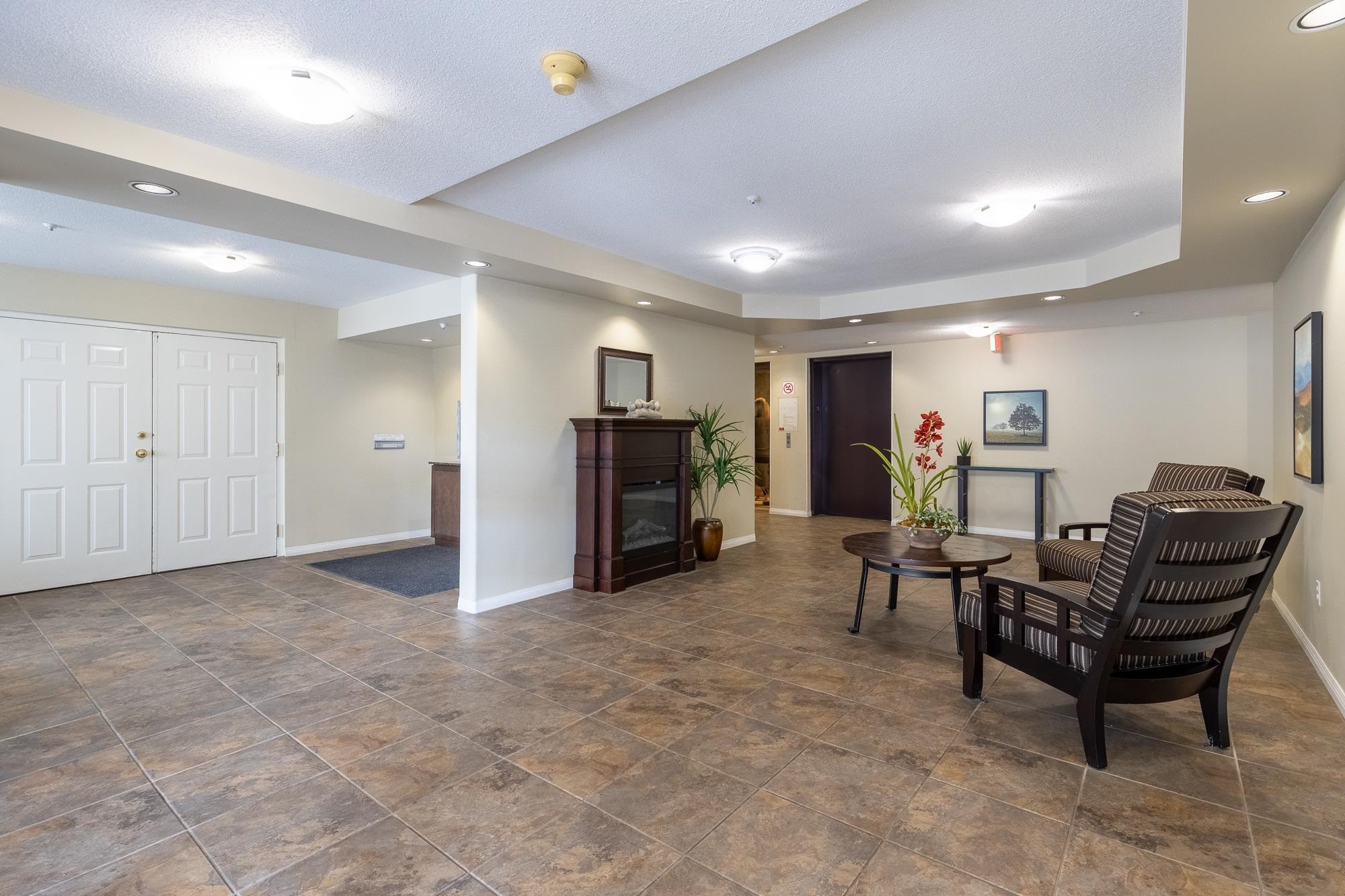 201-15241 18 Avenue, Surrey, BC