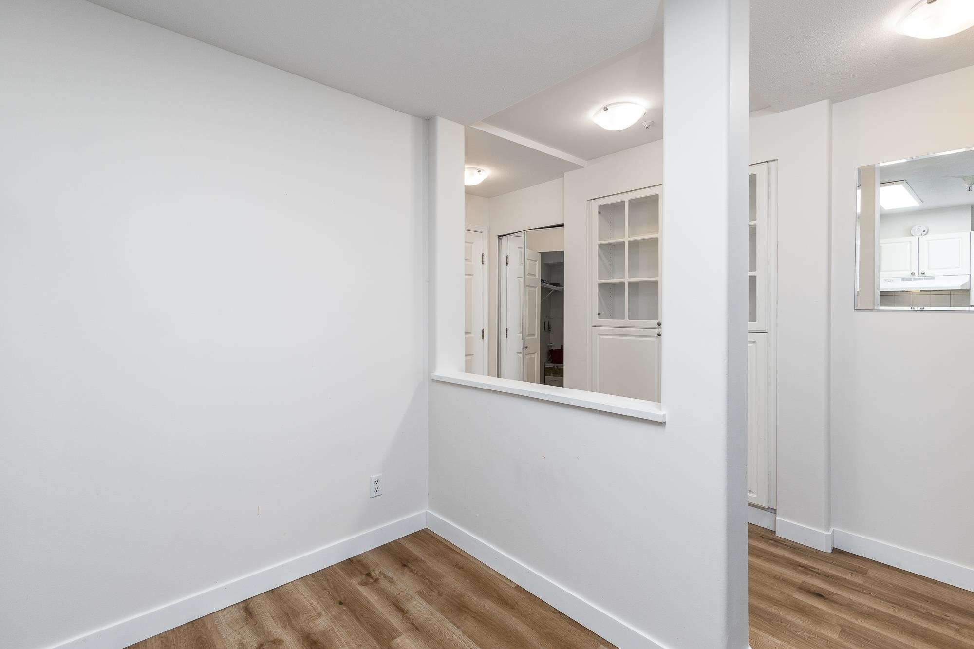 201-15241 18 Avenue, Surrey, BC