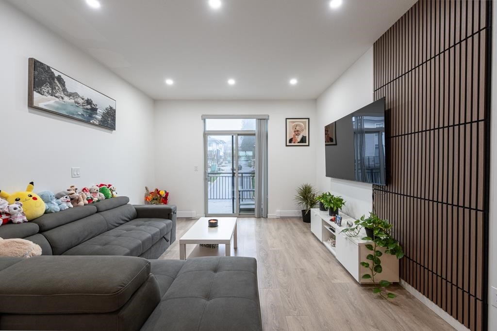 109-15235 Sitka Drive, Surrey, BC