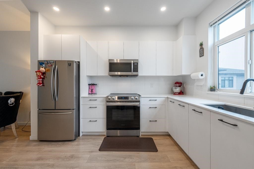 109-15235 Sitka Drive, Surrey, BC
