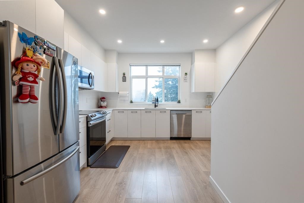 109-15235 Sitka Drive, Surrey, BC