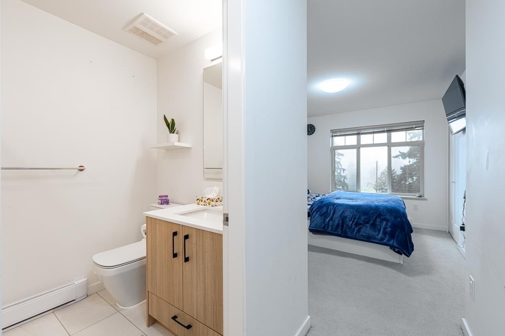 109-15235 Sitka Drive, Surrey, BC