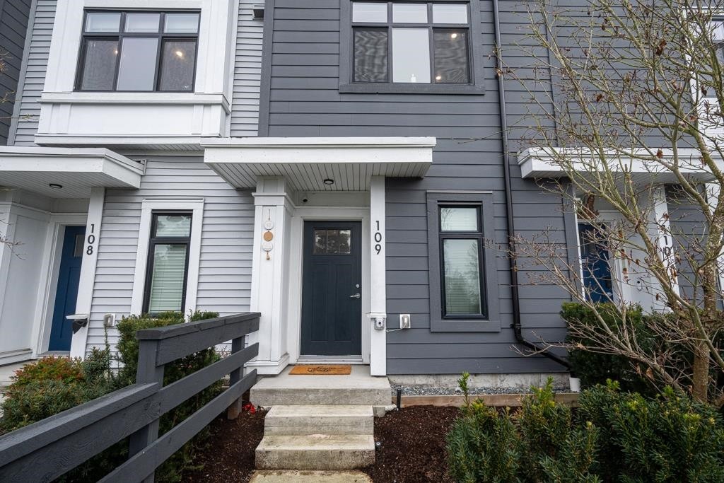 109-15235 Sitka Drive, Surrey, BC