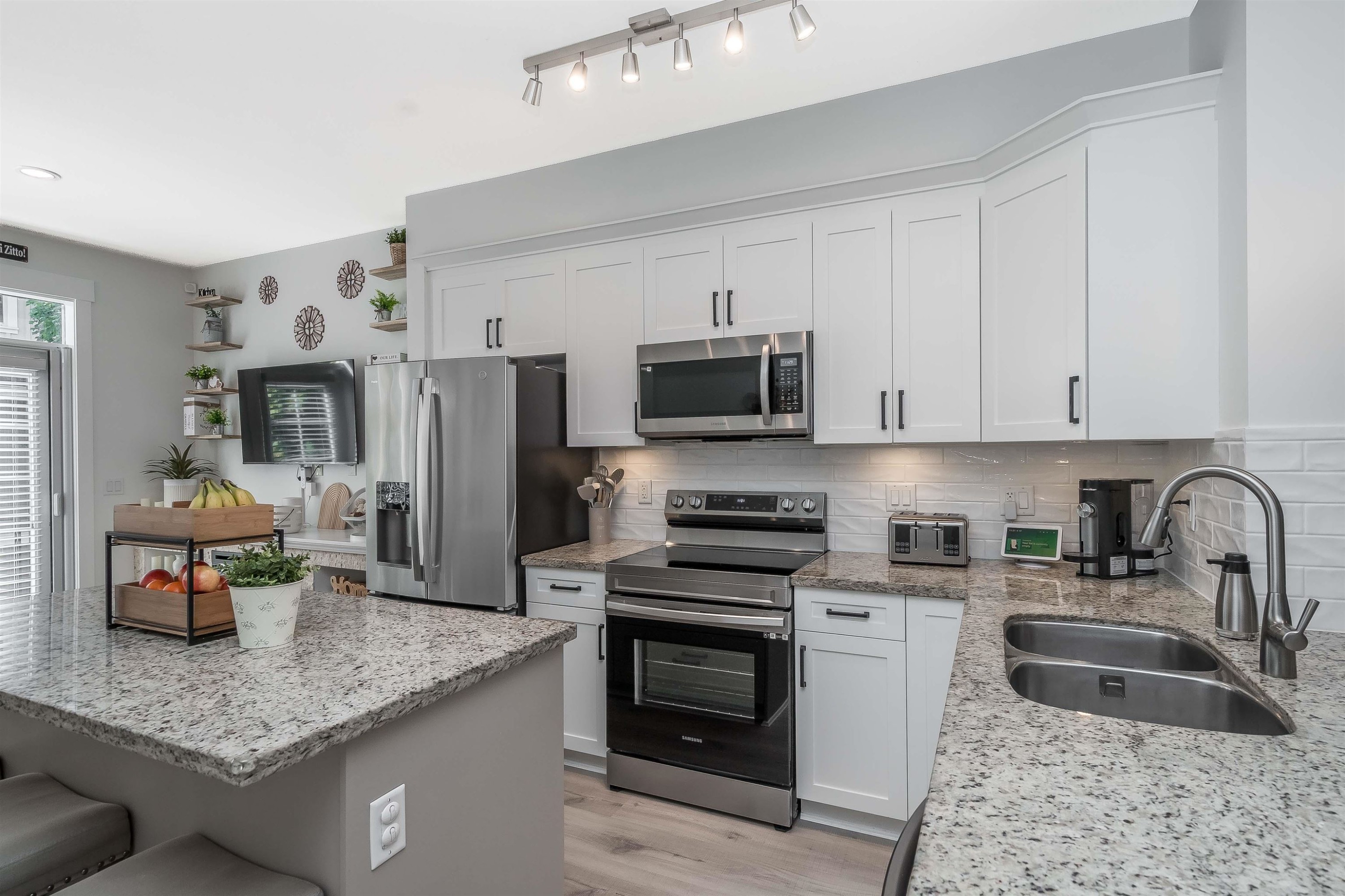 72-19525 73 Avenue, Surrey, BC