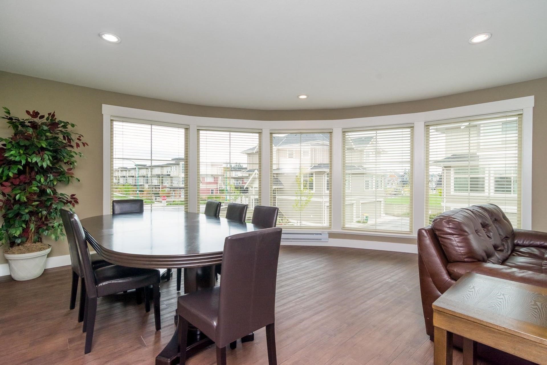 72-19525 73 Avenue, Surrey, BC