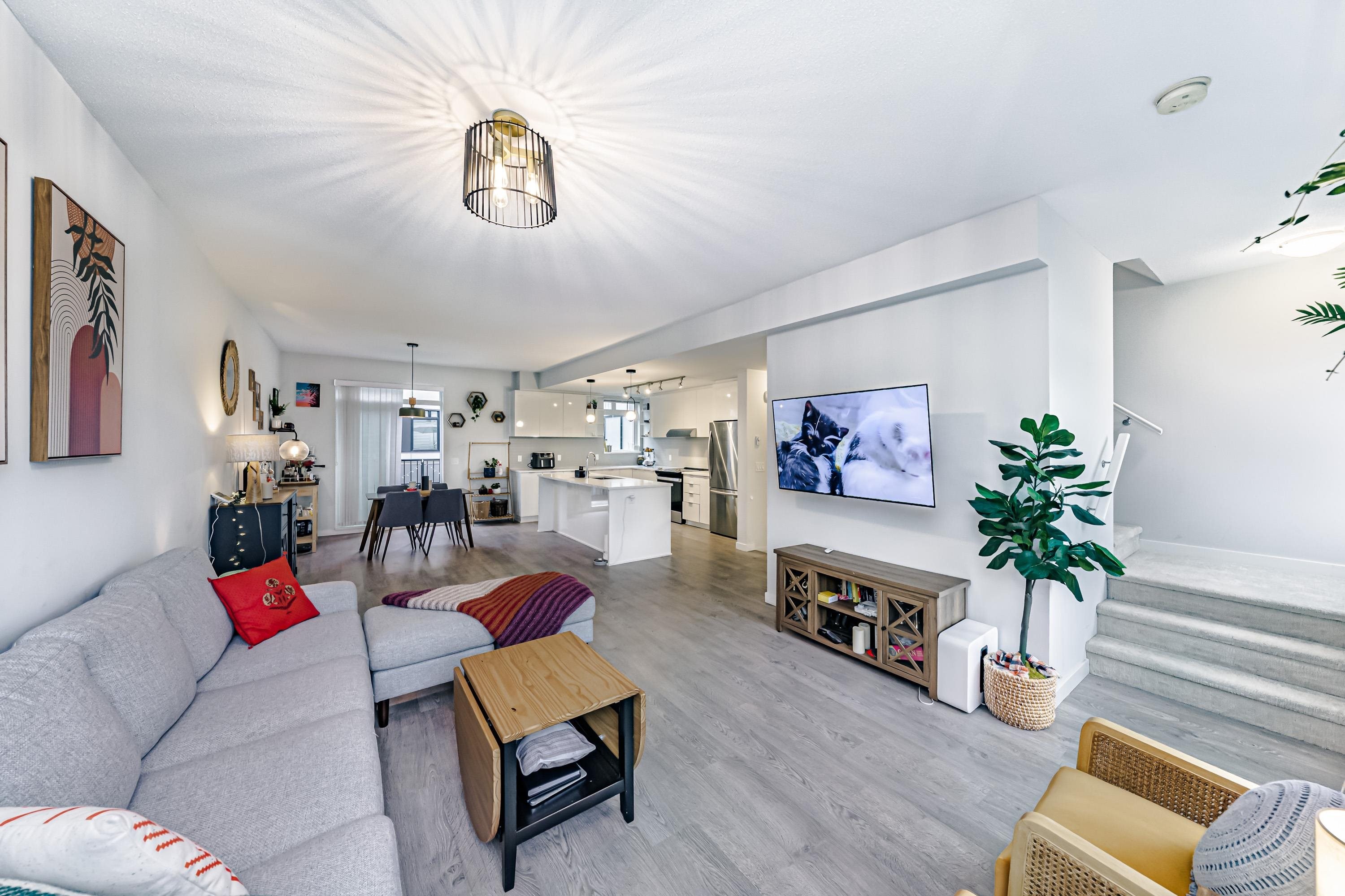 3-15151 Edmund Drive, Surrey, BC