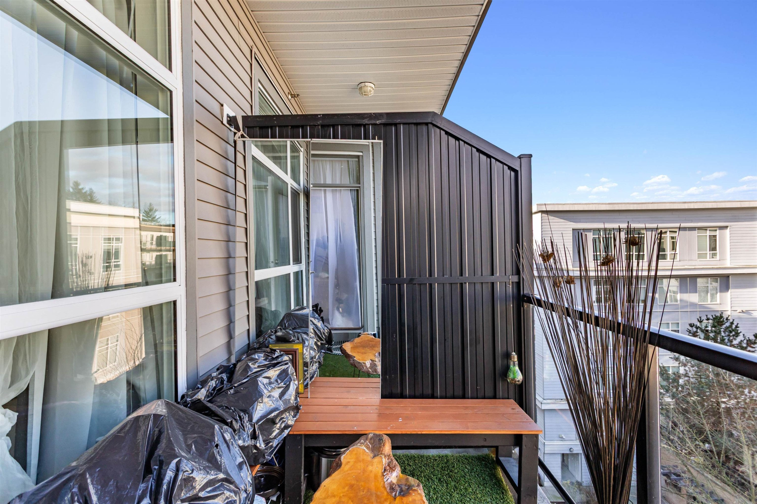 516-13733 107A Avenue, Surrey, BC