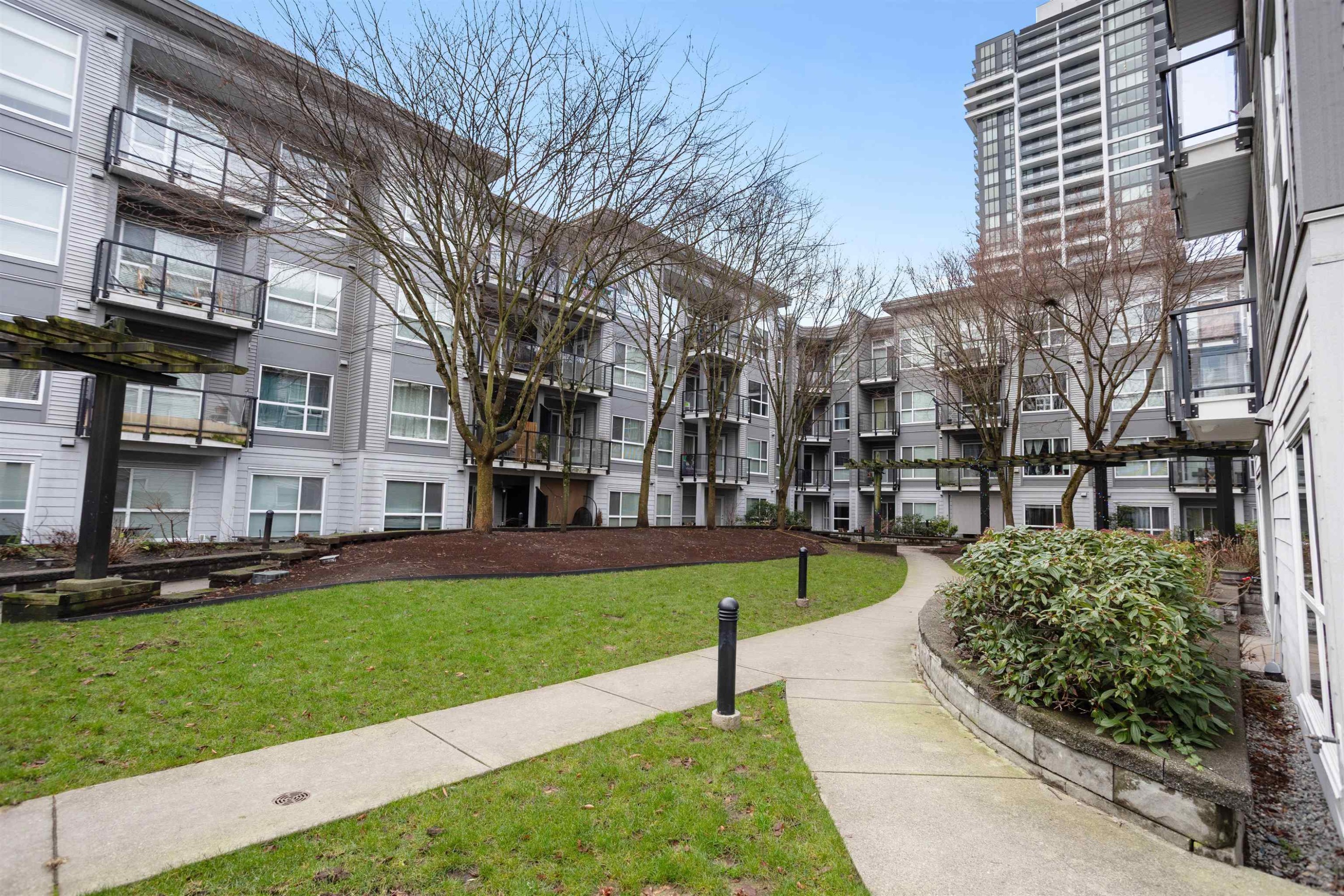 516-13733 107A Avenue, Surrey, BC