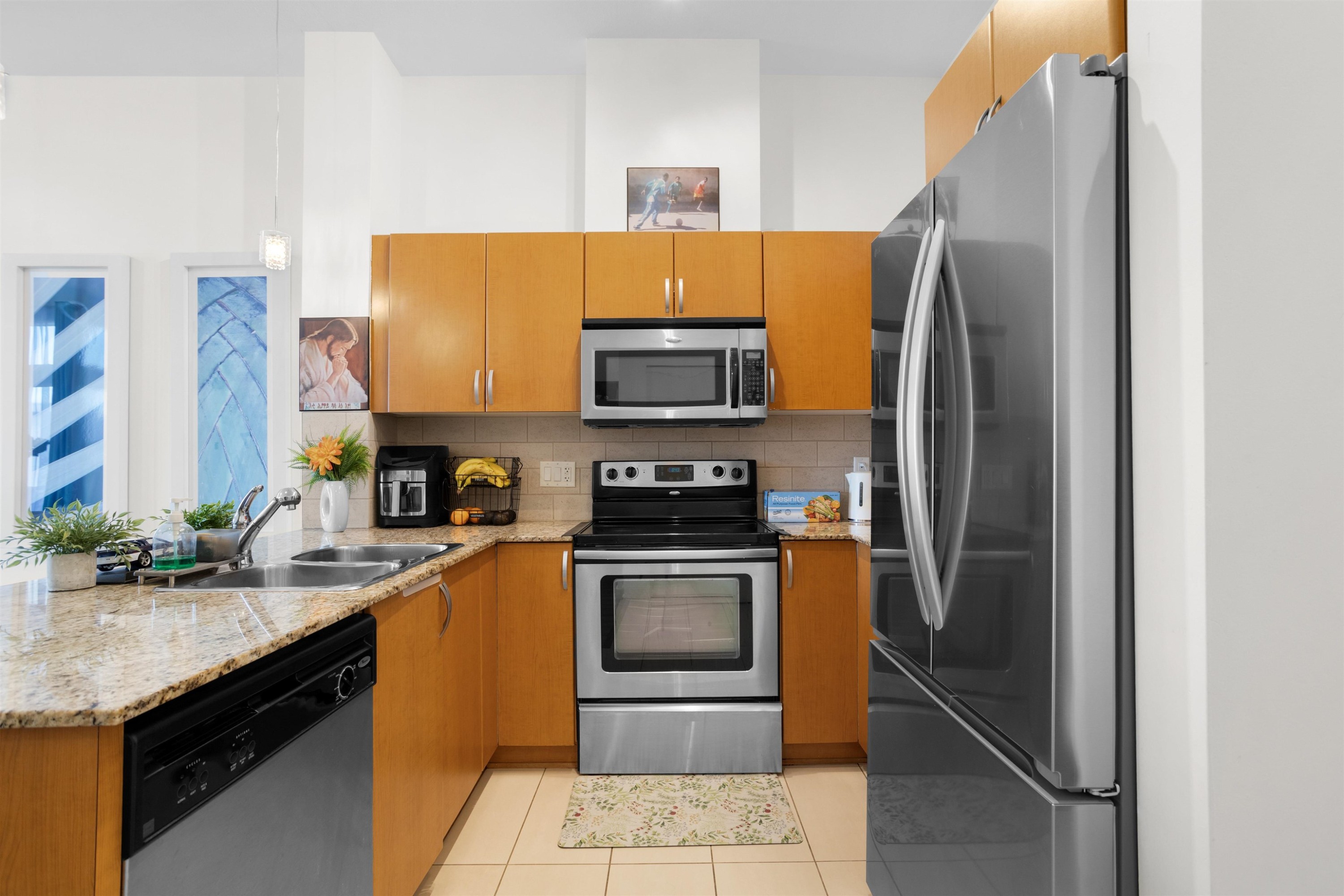 516-13733 107A Avenue, Surrey, BC