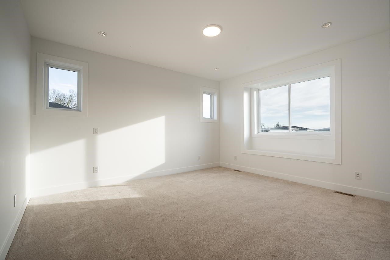 1910 167A Street, Surrey, BC