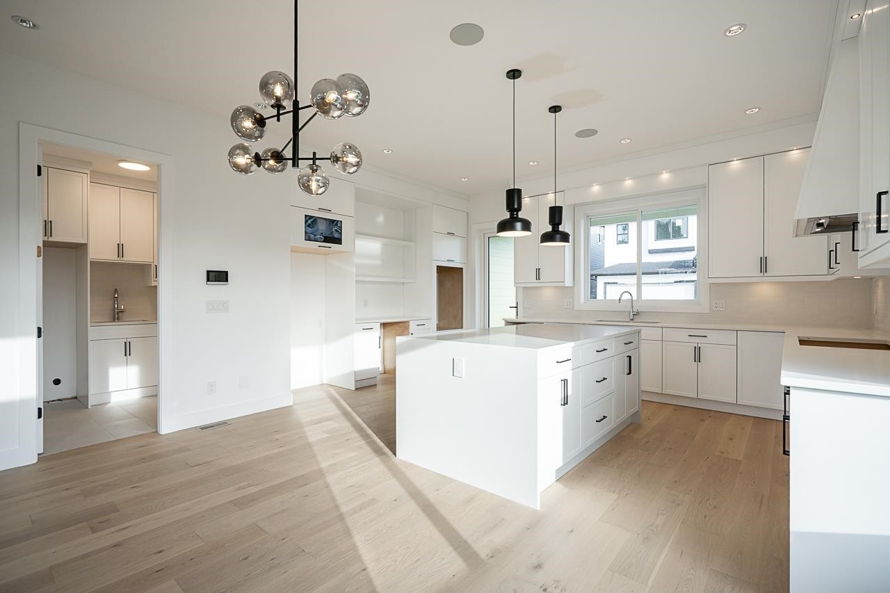 1910 167A Street, Surrey, BC