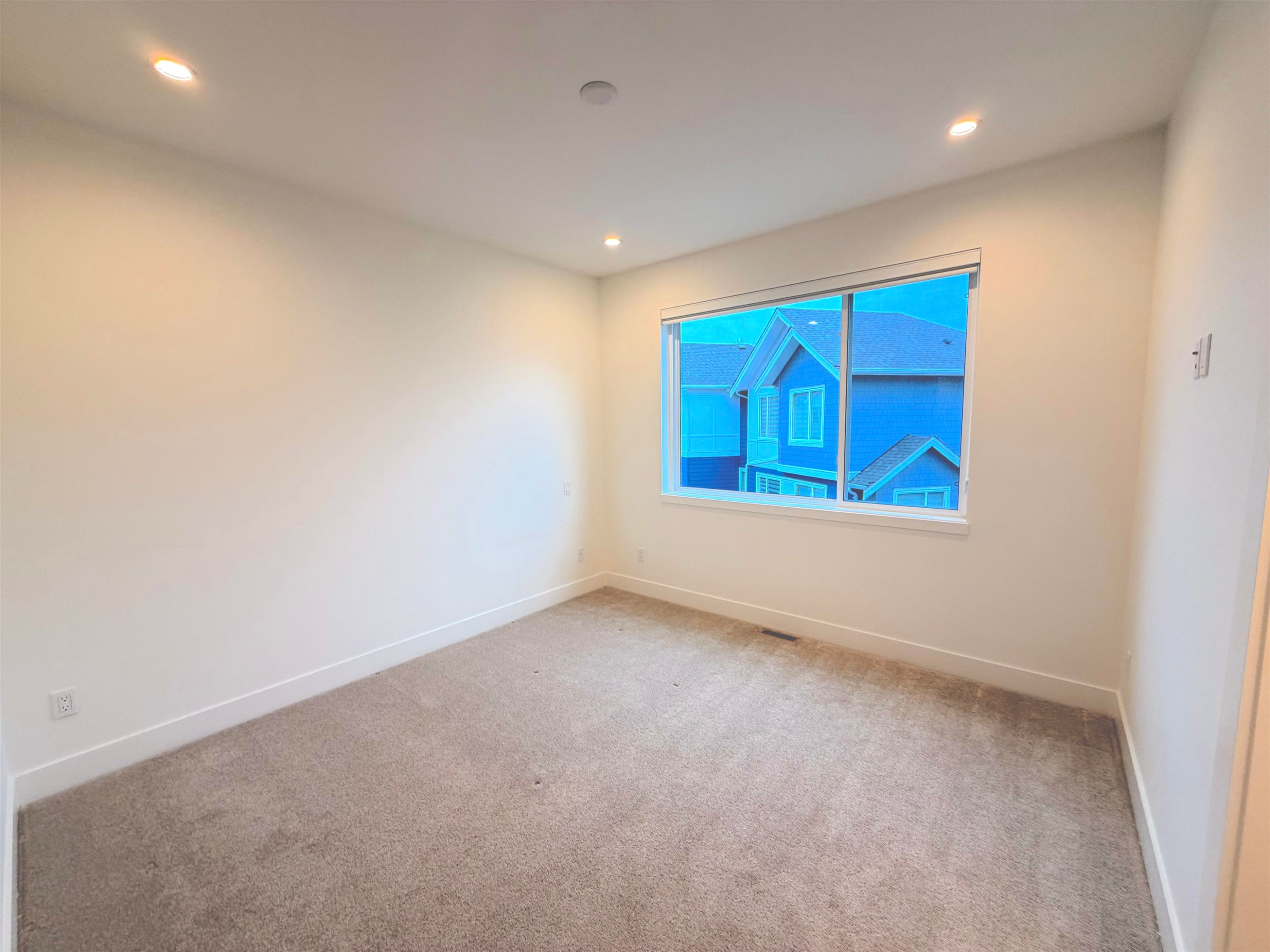 23-19330 Fairway Drive, Surrey, BC