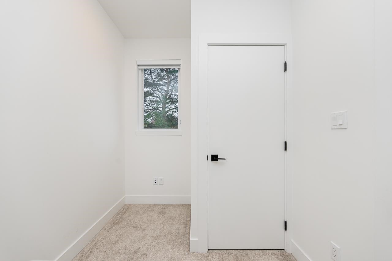 23-19330 Fairway Drive, Surrey, BC