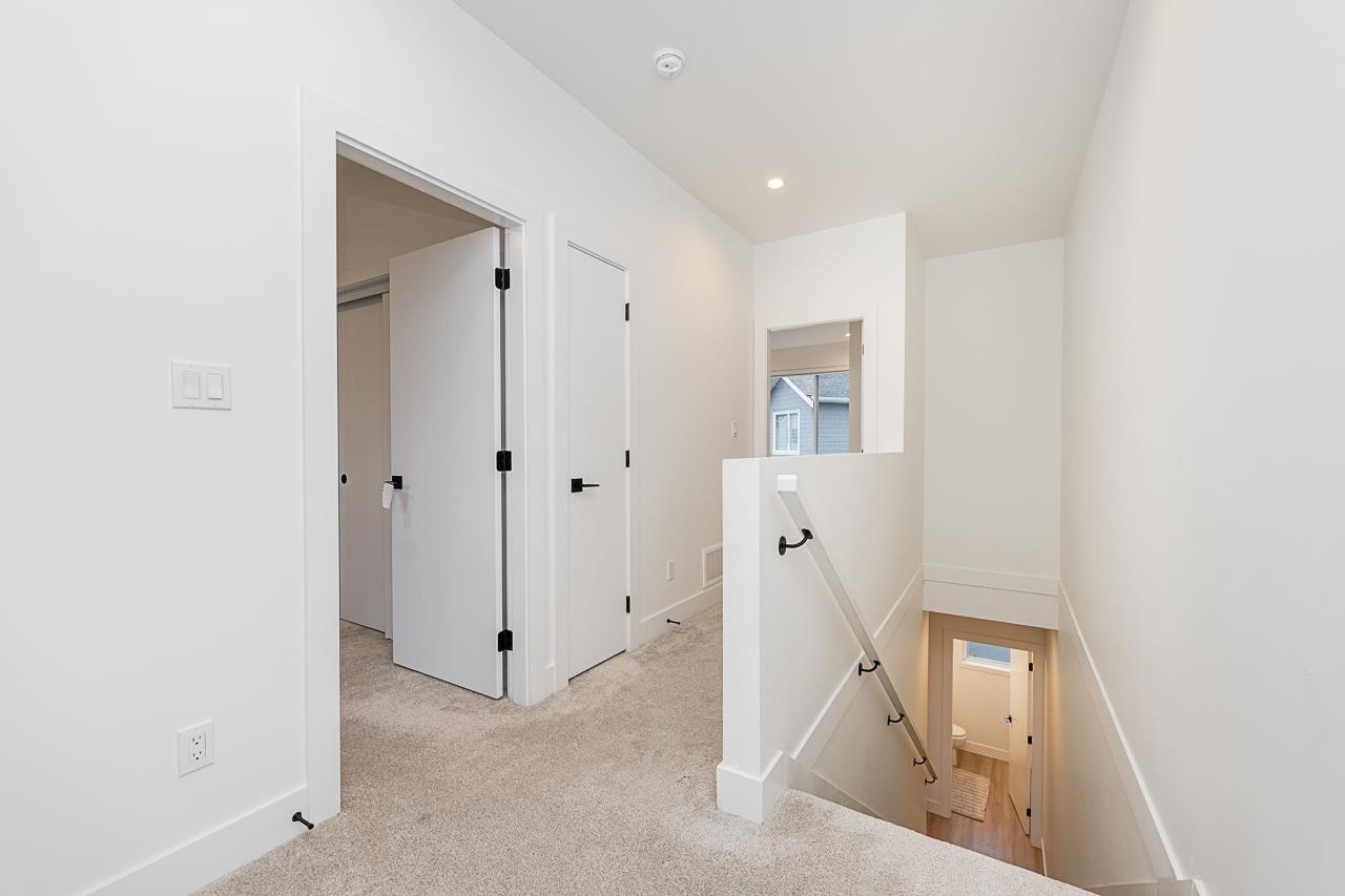 23-19330 Fairway Drive, Surrey, BC