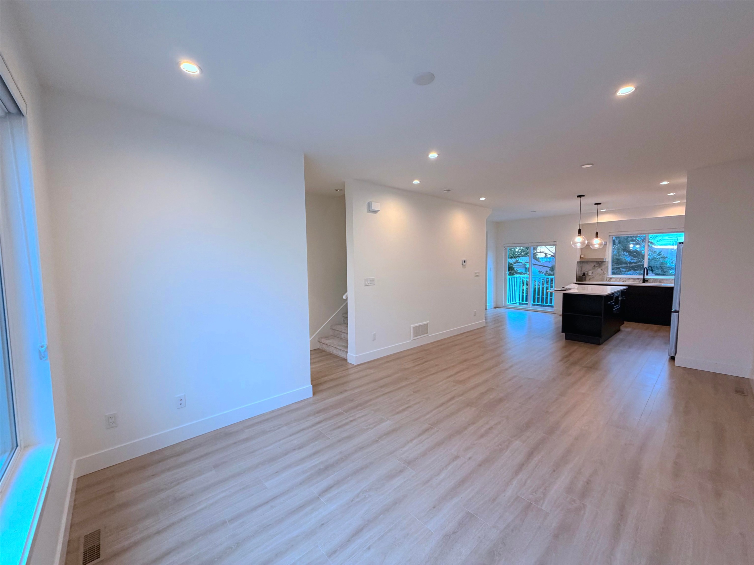 23-19330 Fairway Drive, Surrey, BC