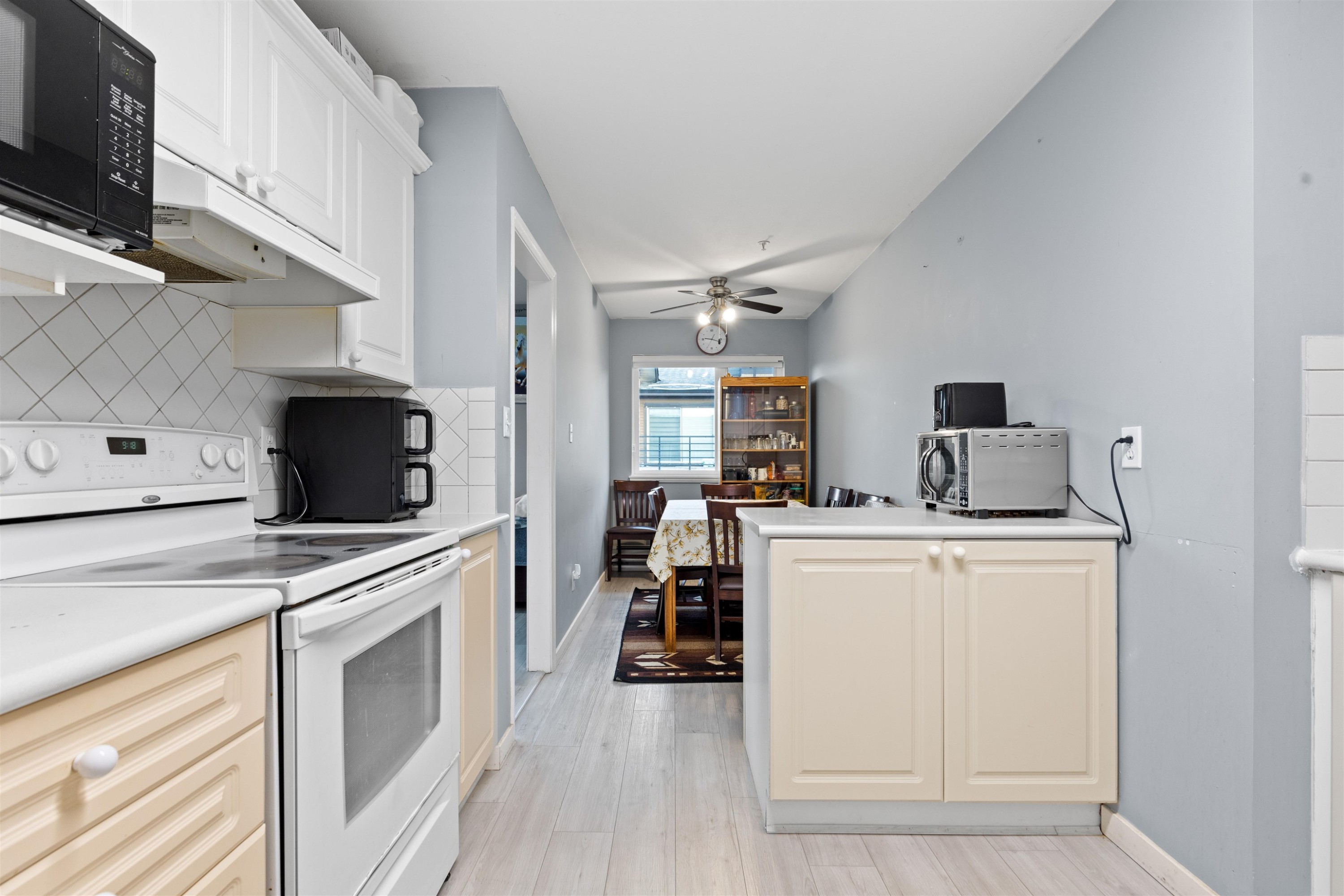 #411-8142 120A Street, Surrey, BC