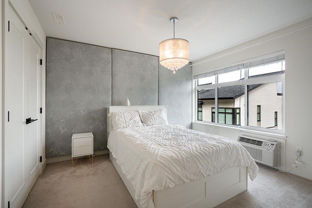 17-14057 60A Avenue, Surrey, BC