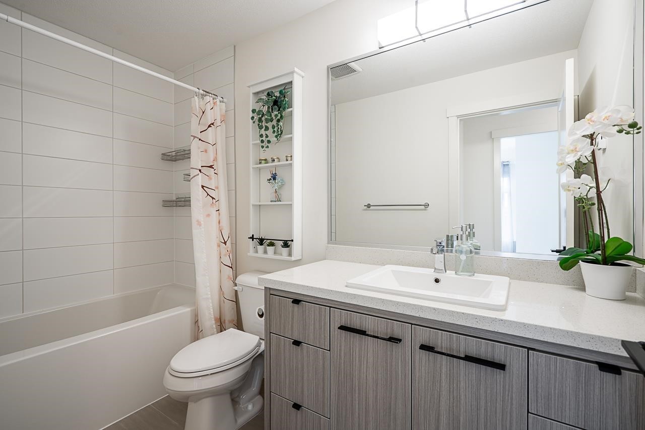 17-14057 60A Avenue, Surrey, BC