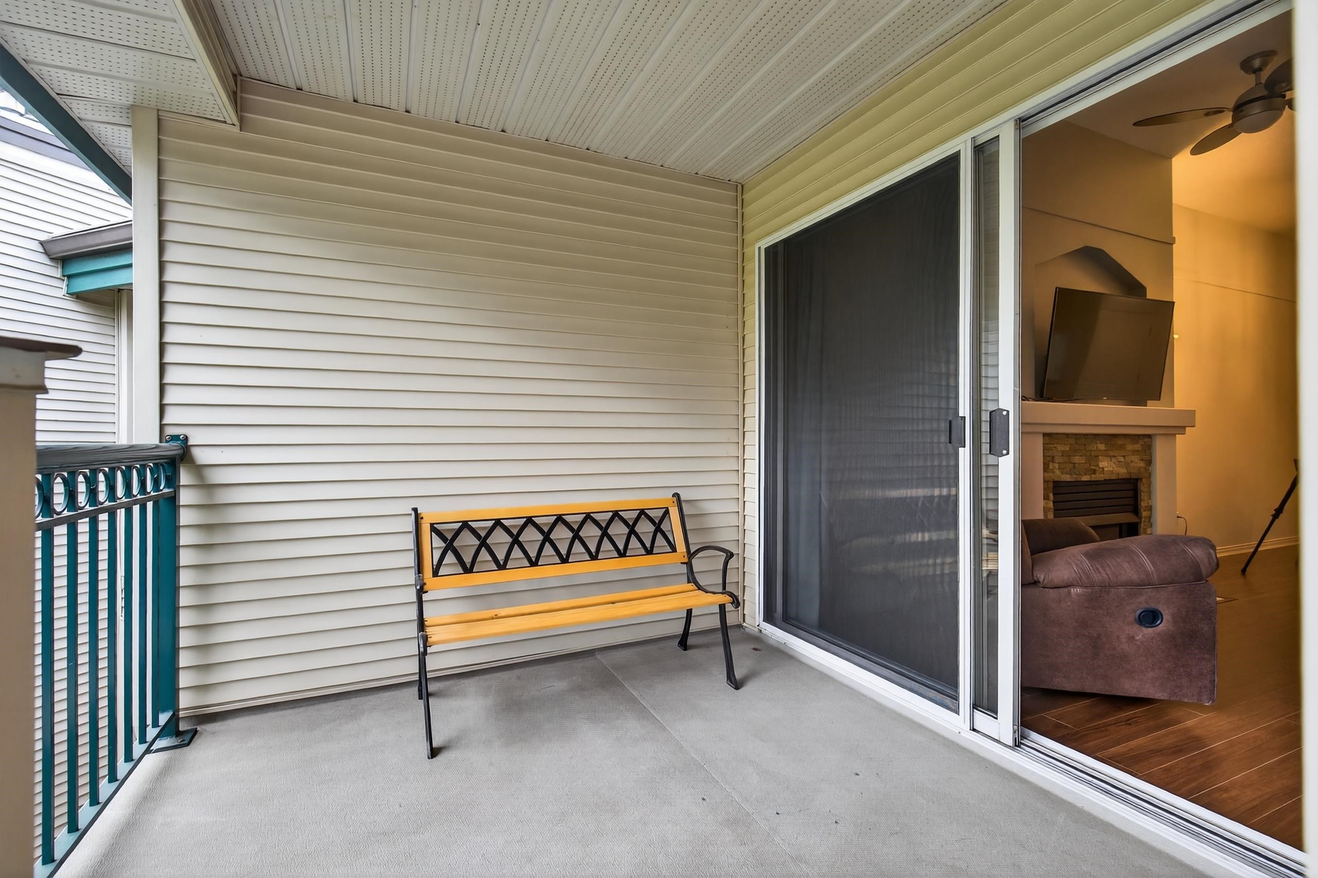 322-19528 Fraser Highway, Surrey, BC