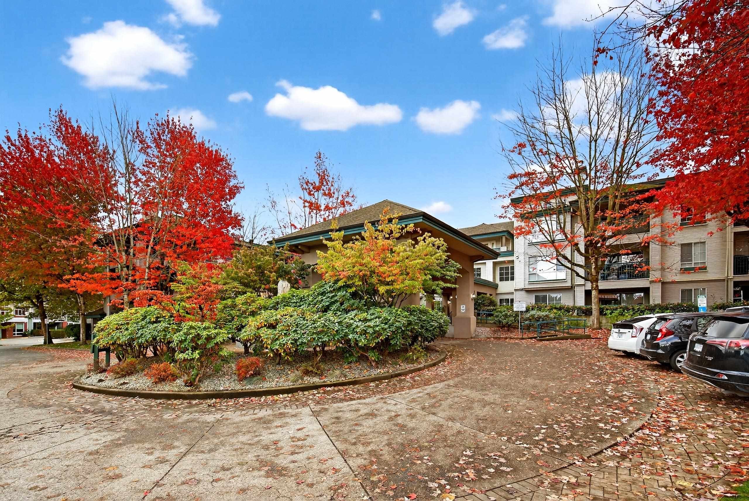 322-19528 Fraser Highway, Surrey, BC