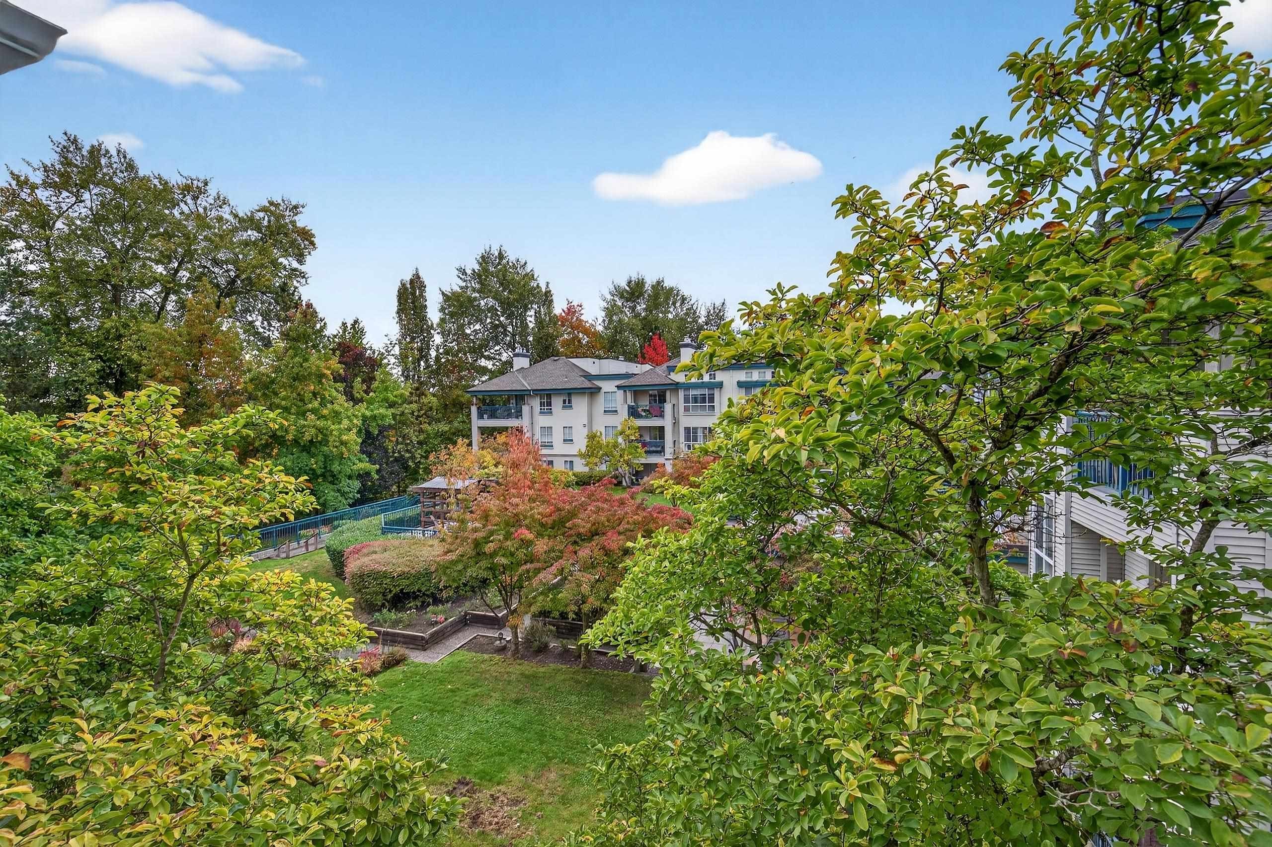 322-19528 Fraser Highway, Surrey, BC