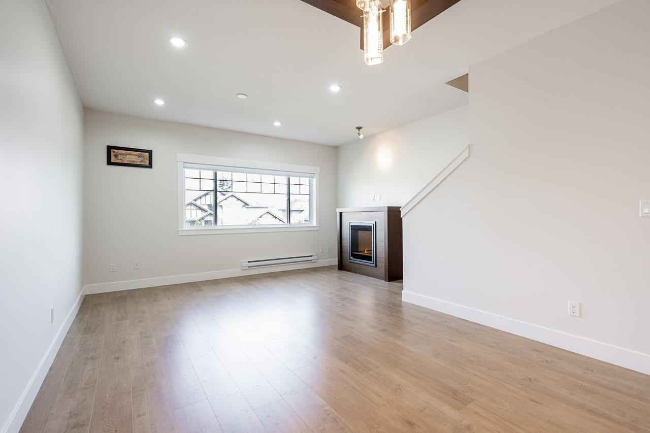 6-30748 Cardinal Avenue, Abbotsford, BC