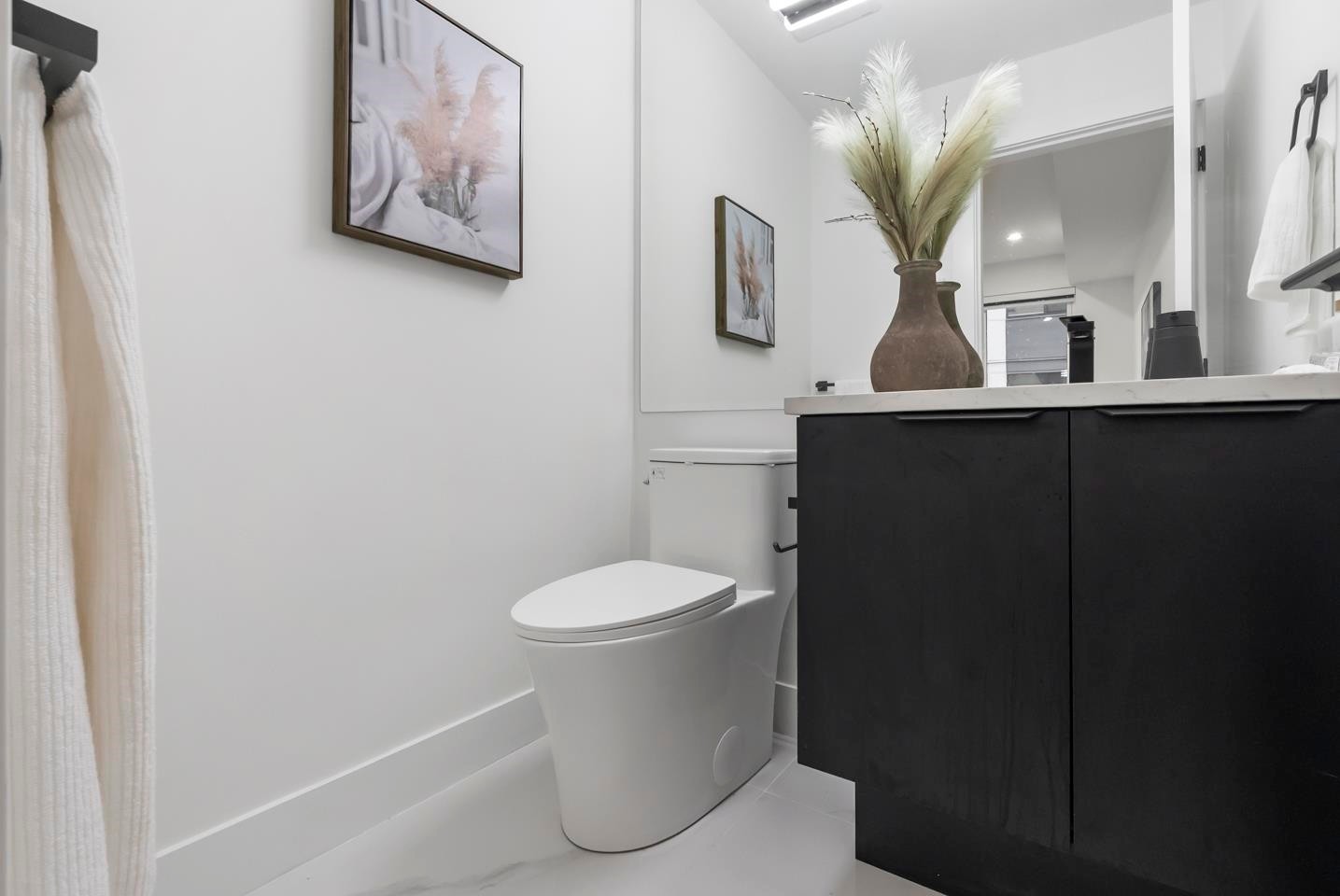 32-13895 64 Avenue, Surrey, BC