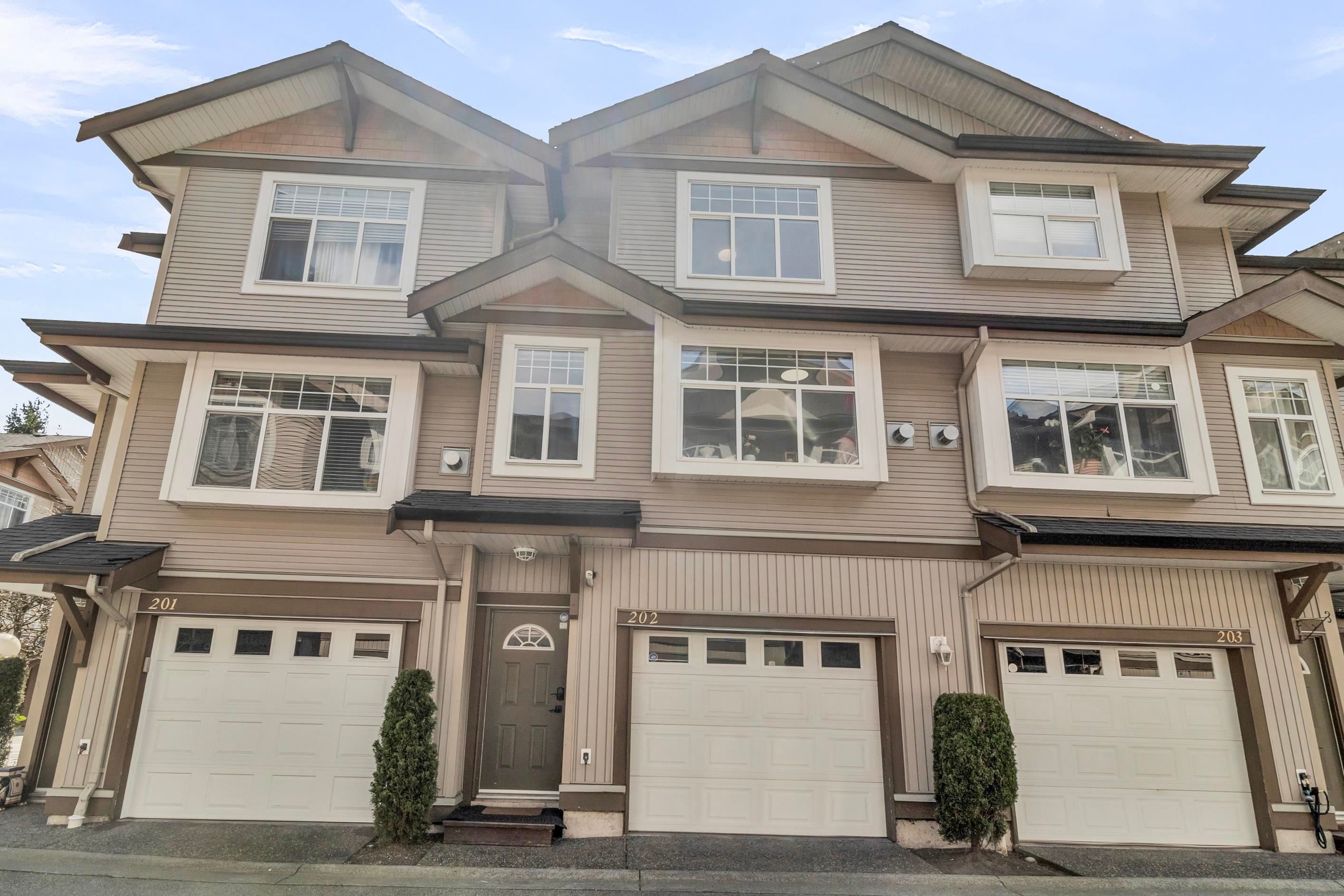 202-9580 Prince Charles Boulevard, Surrey, BC