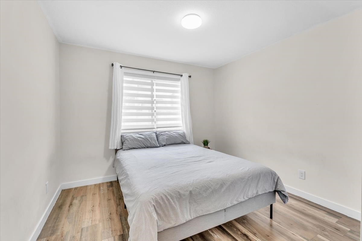 10552 Woodglen Close, Surrey, BC