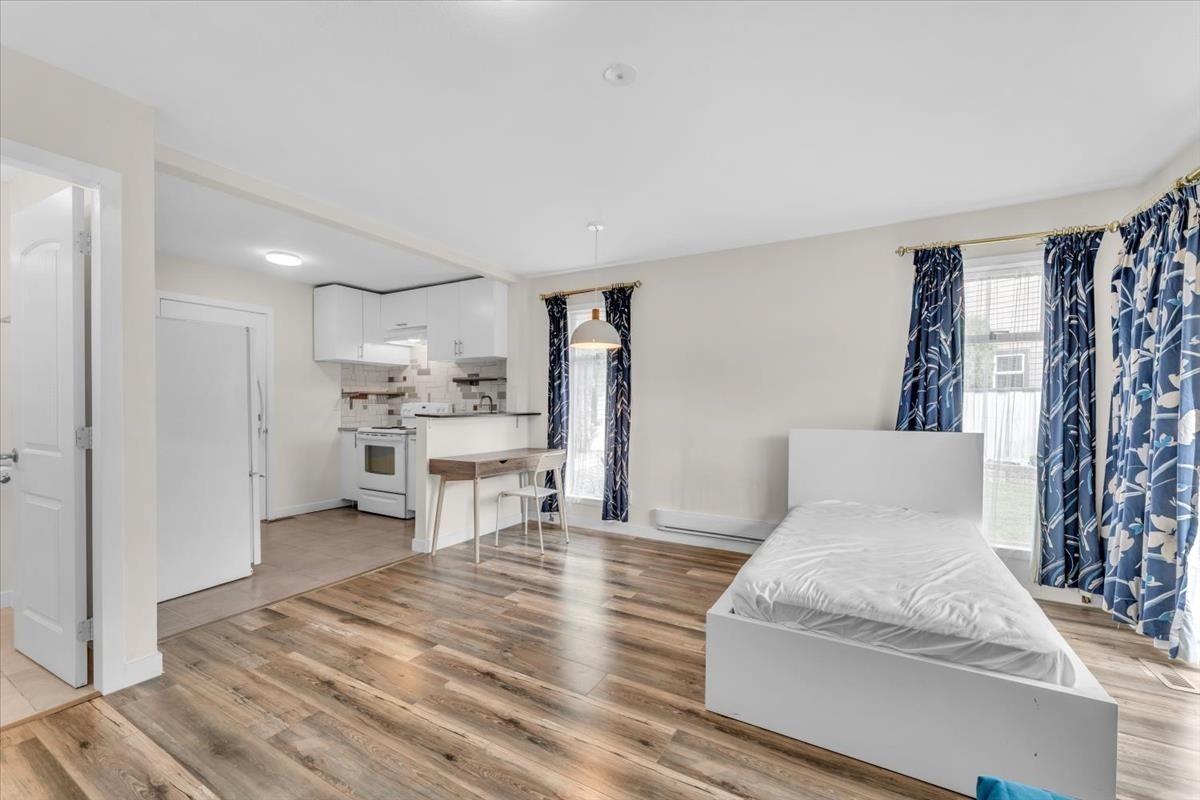 10552 Woodglen Close, Surrey, BC