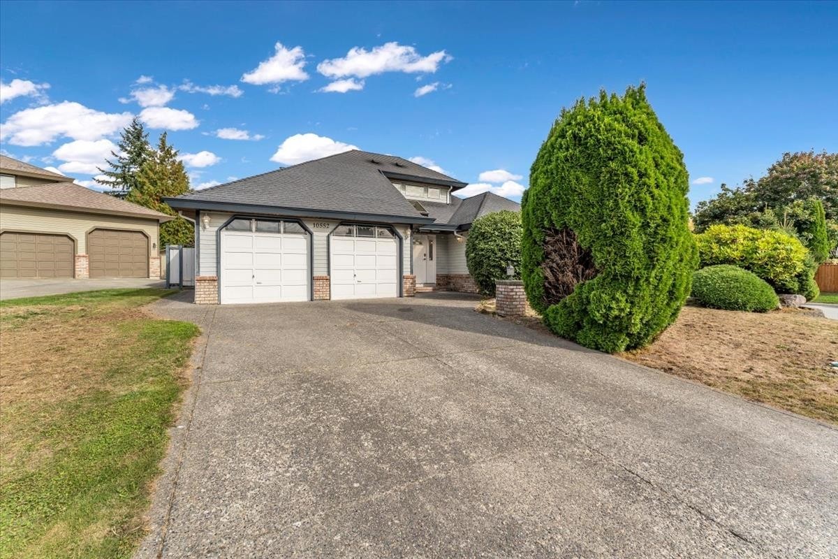 10552 Woodglen Close, Surrey, BC